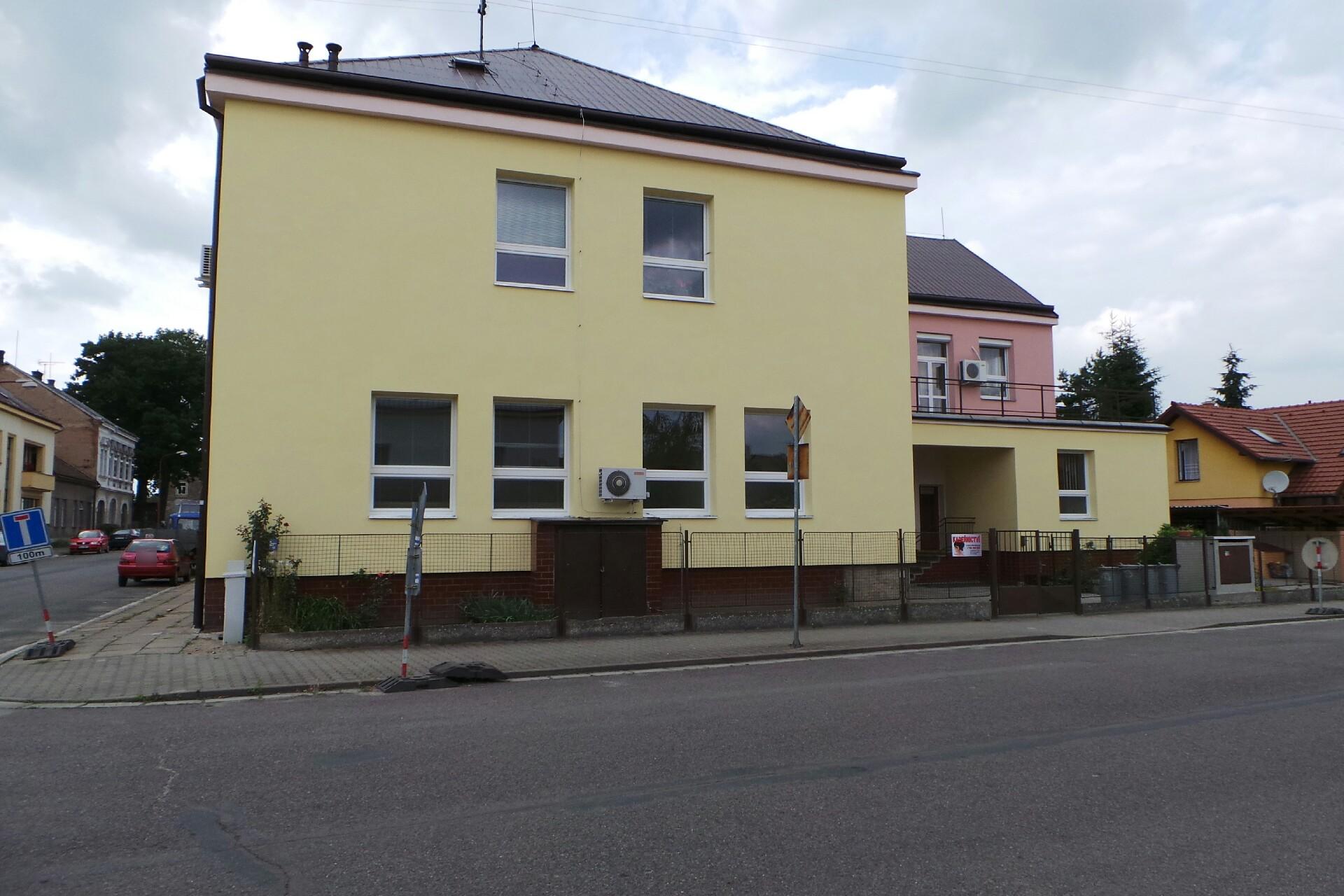 MUDr. Eva Hanušová