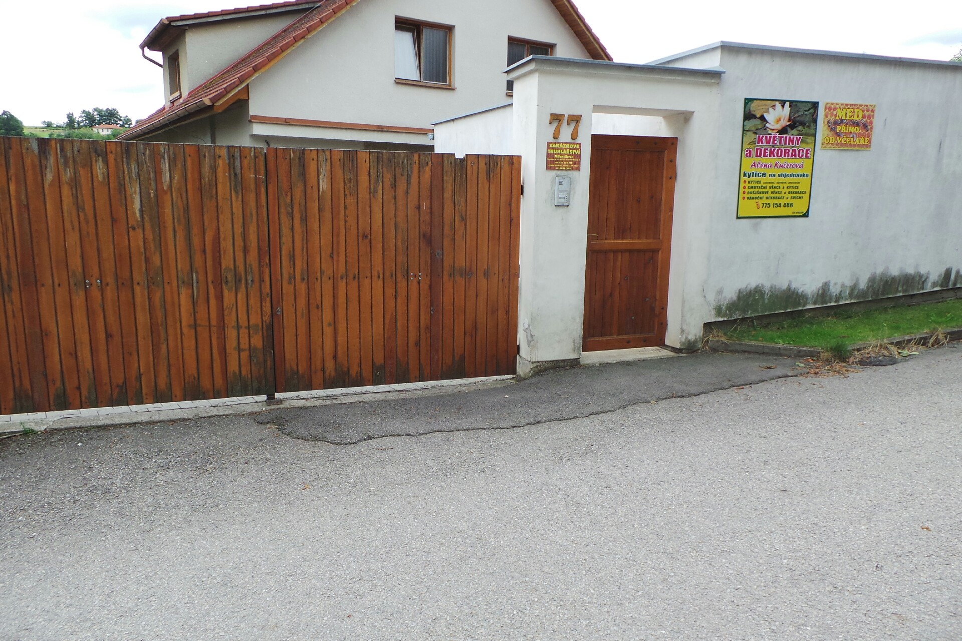 Zakázkové truhlářství Milan Škvor