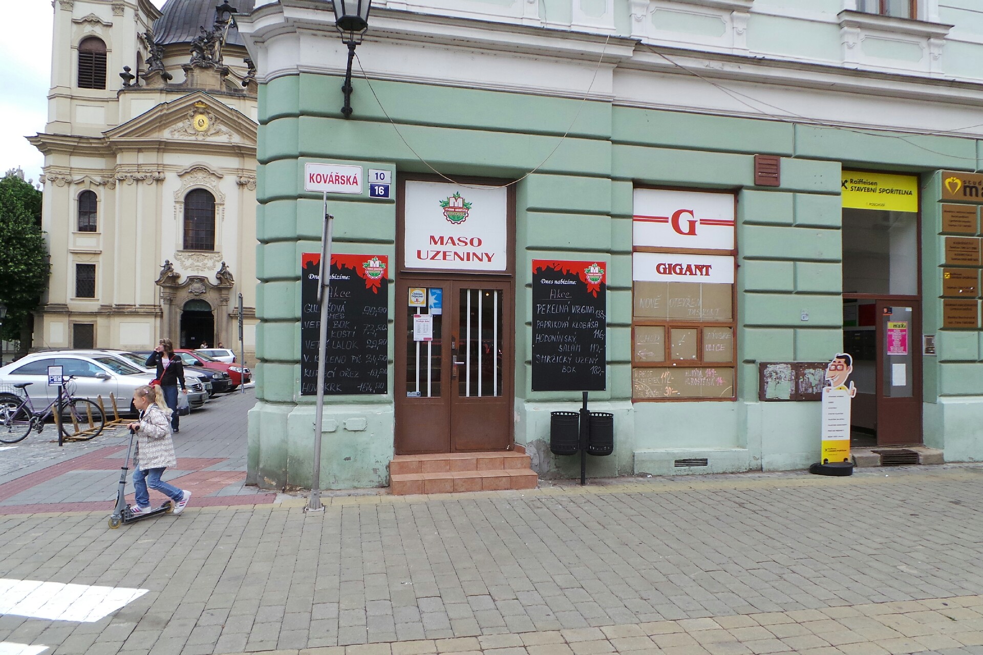 Makovec - maso uzeniny