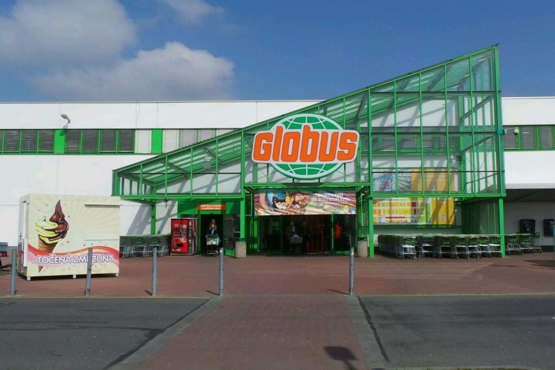 Globus Hypermarket