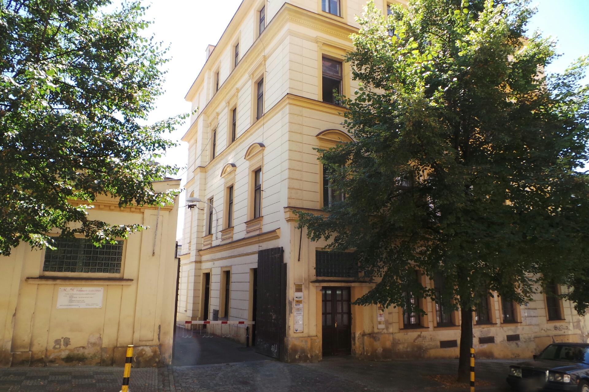 Vodní zdroje GLS Praha, a.s.