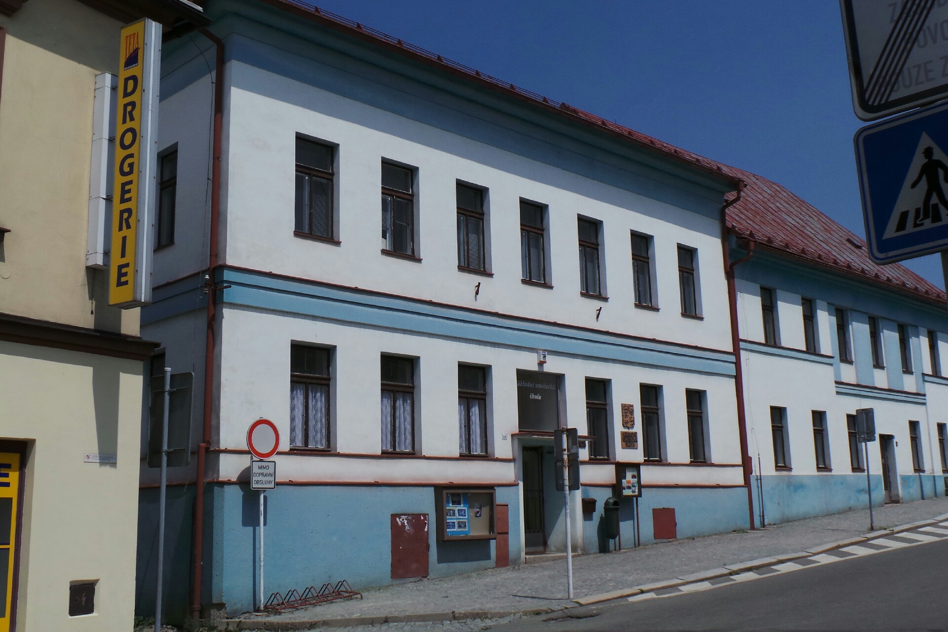 ZUŠ Dobruška, Kostelní