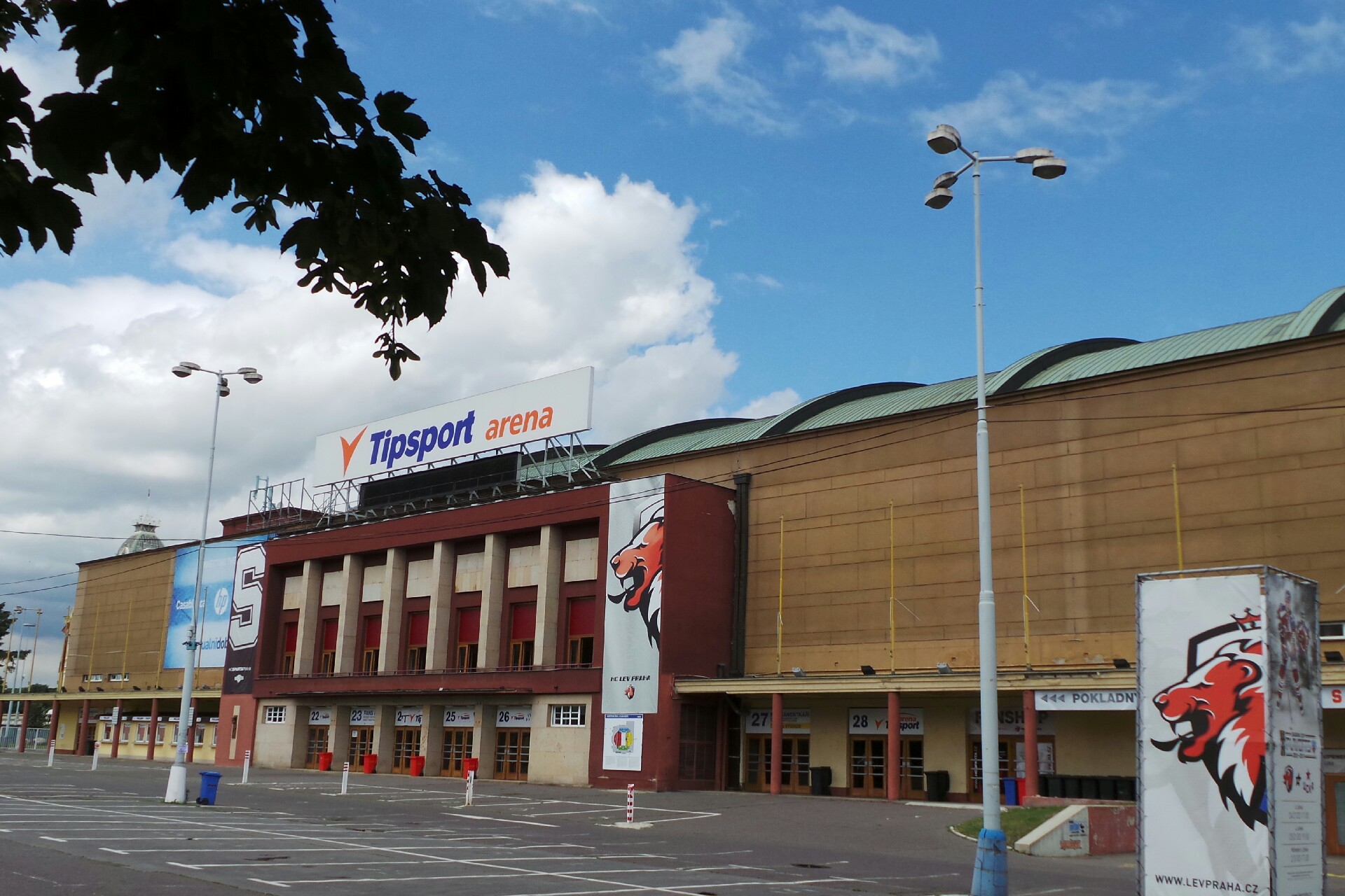 sportovní hala Fortuna foto 3