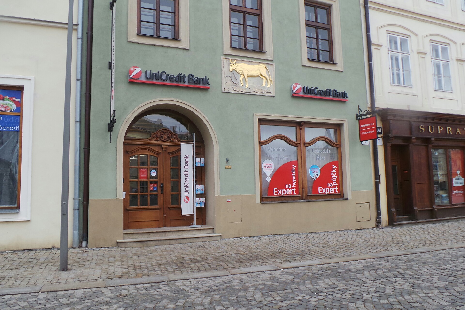 UniCredit Bank Czech Republic and Slovakia, a.s. foto 2