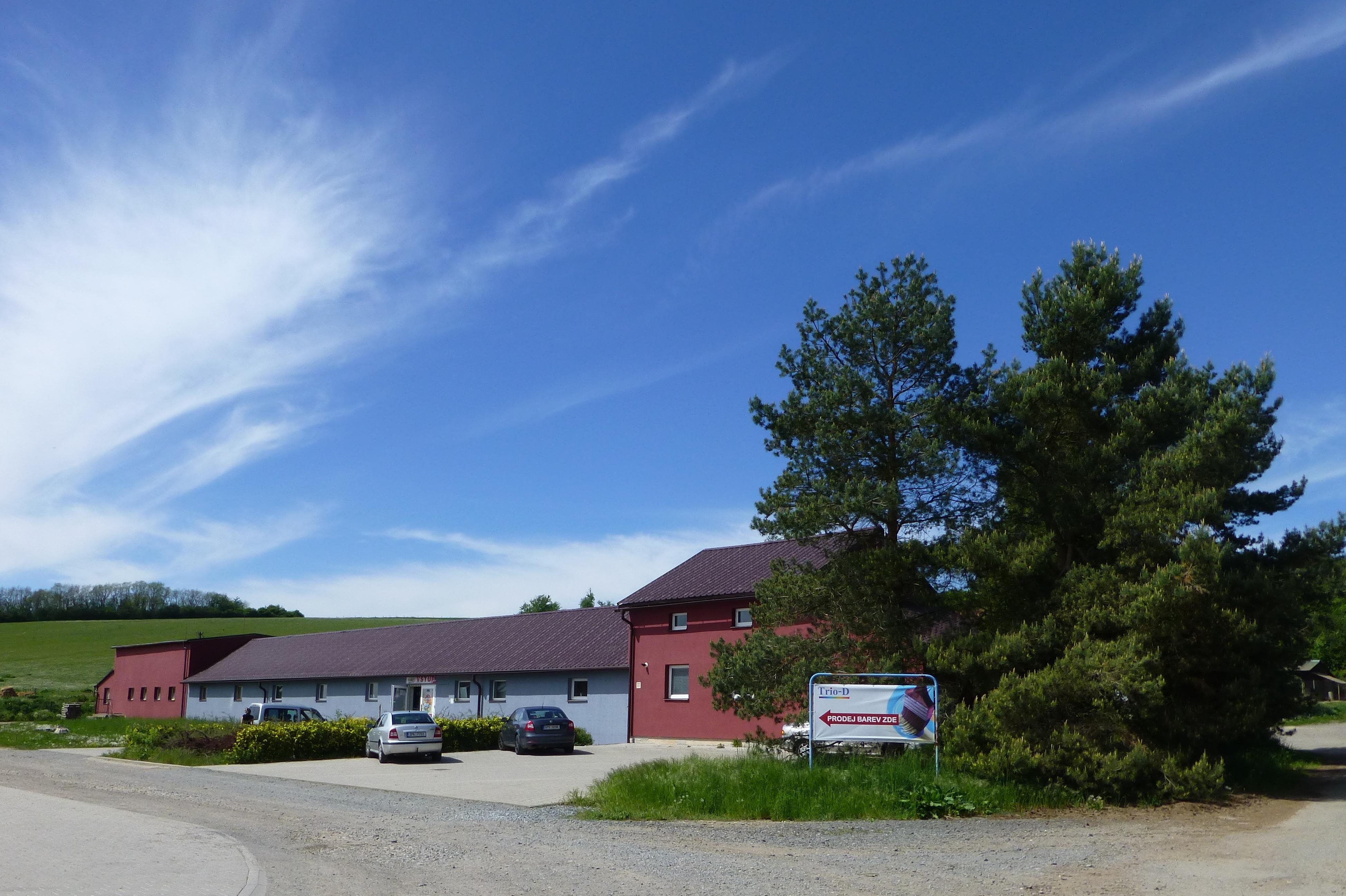 Barvy, laky - Trio - D