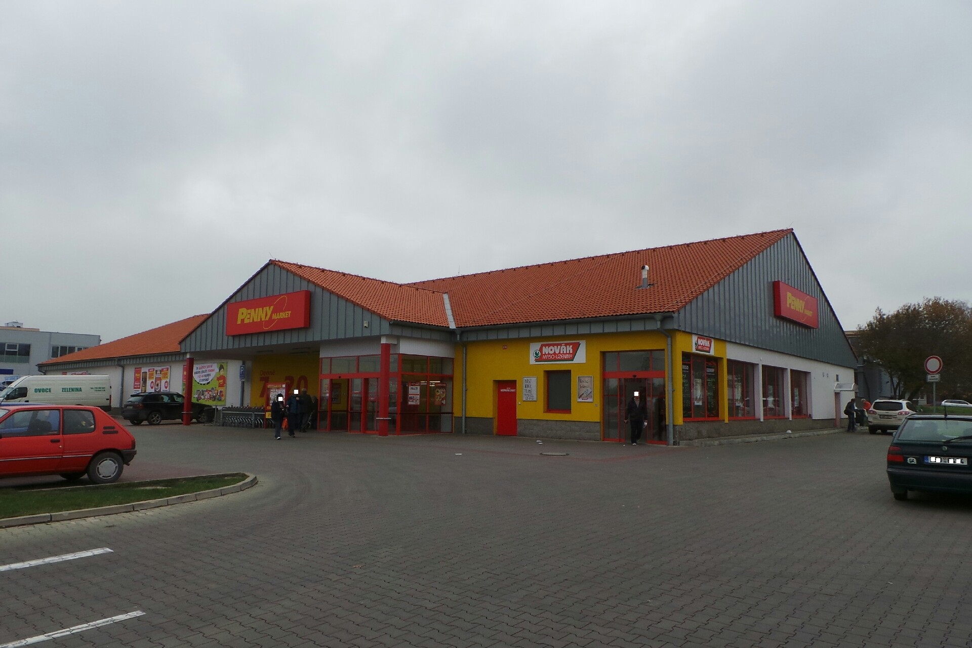 NOVÁK maso - uzeniny foto 1