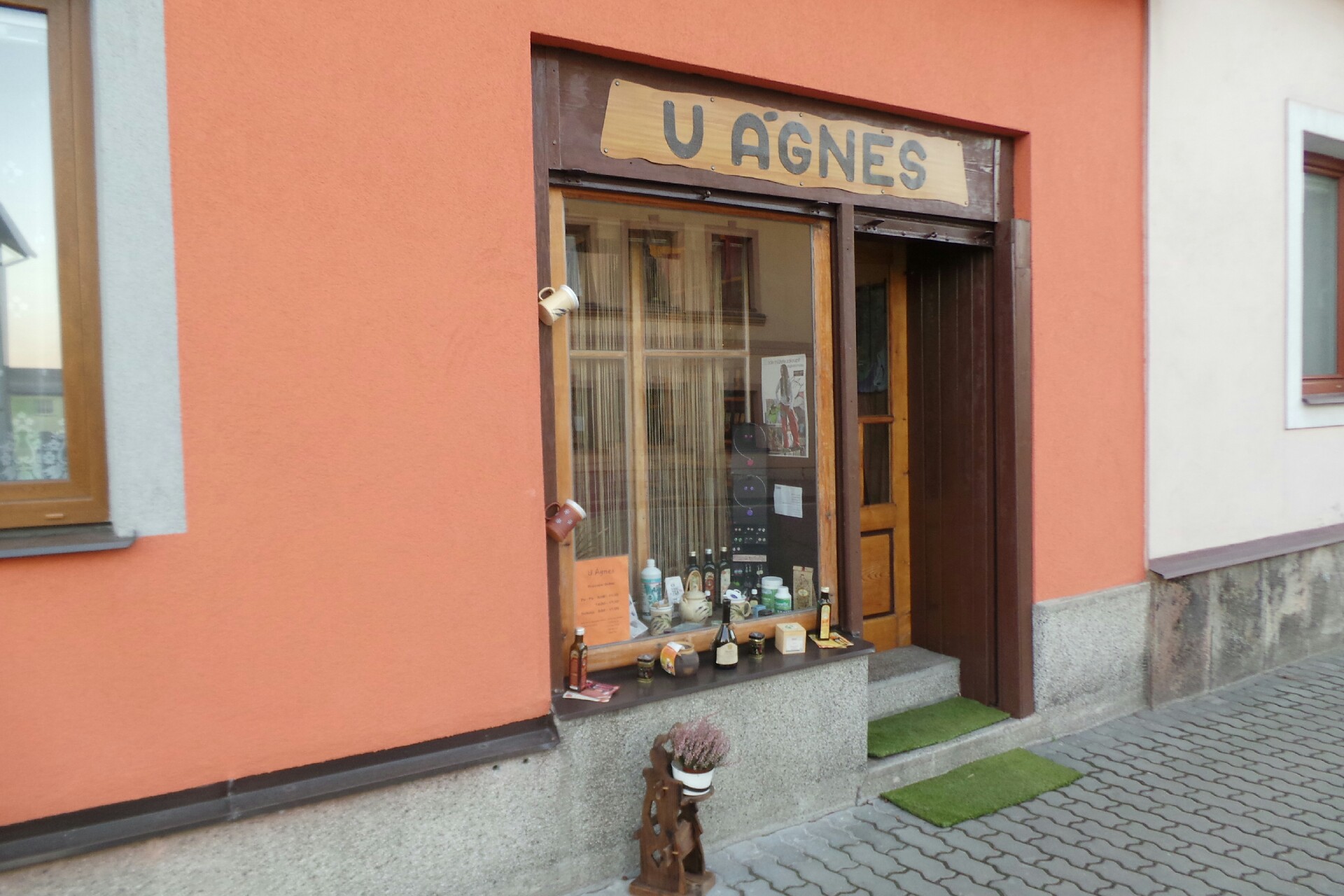 U Ágnes