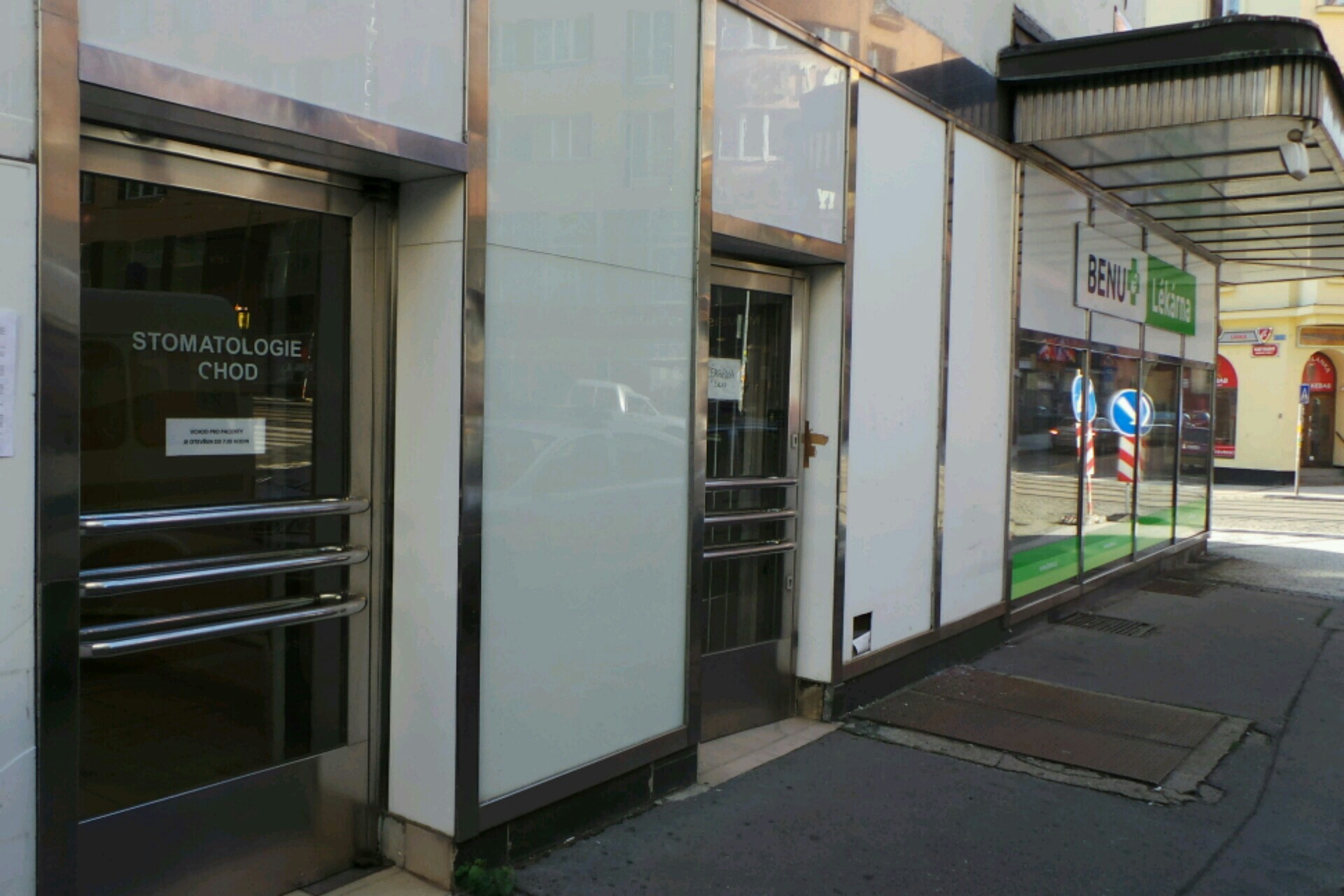 MUDr. Ladislava HAMOUZOVÁ - stomatologická ordinace