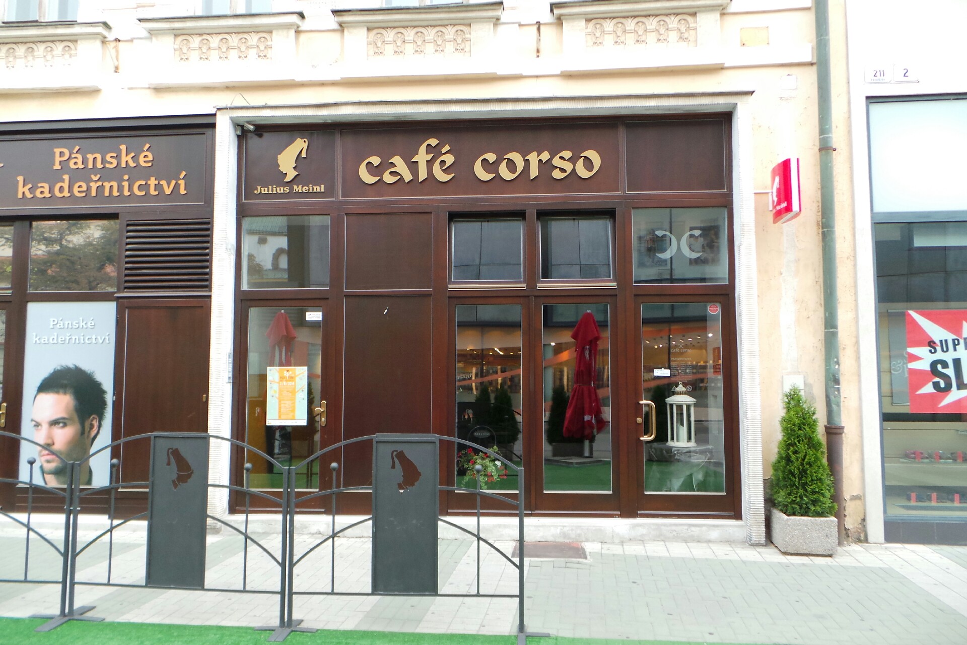 Cafe Corso