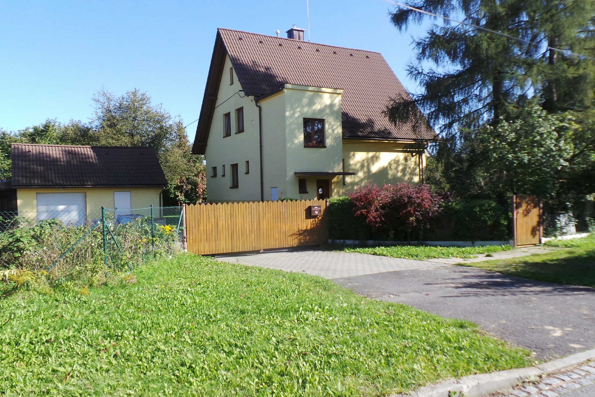 K + B armatury, s.r.o.