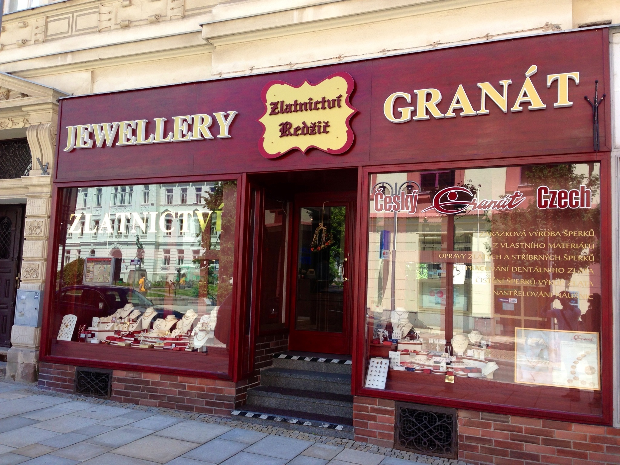 Zlatnictví Redžič