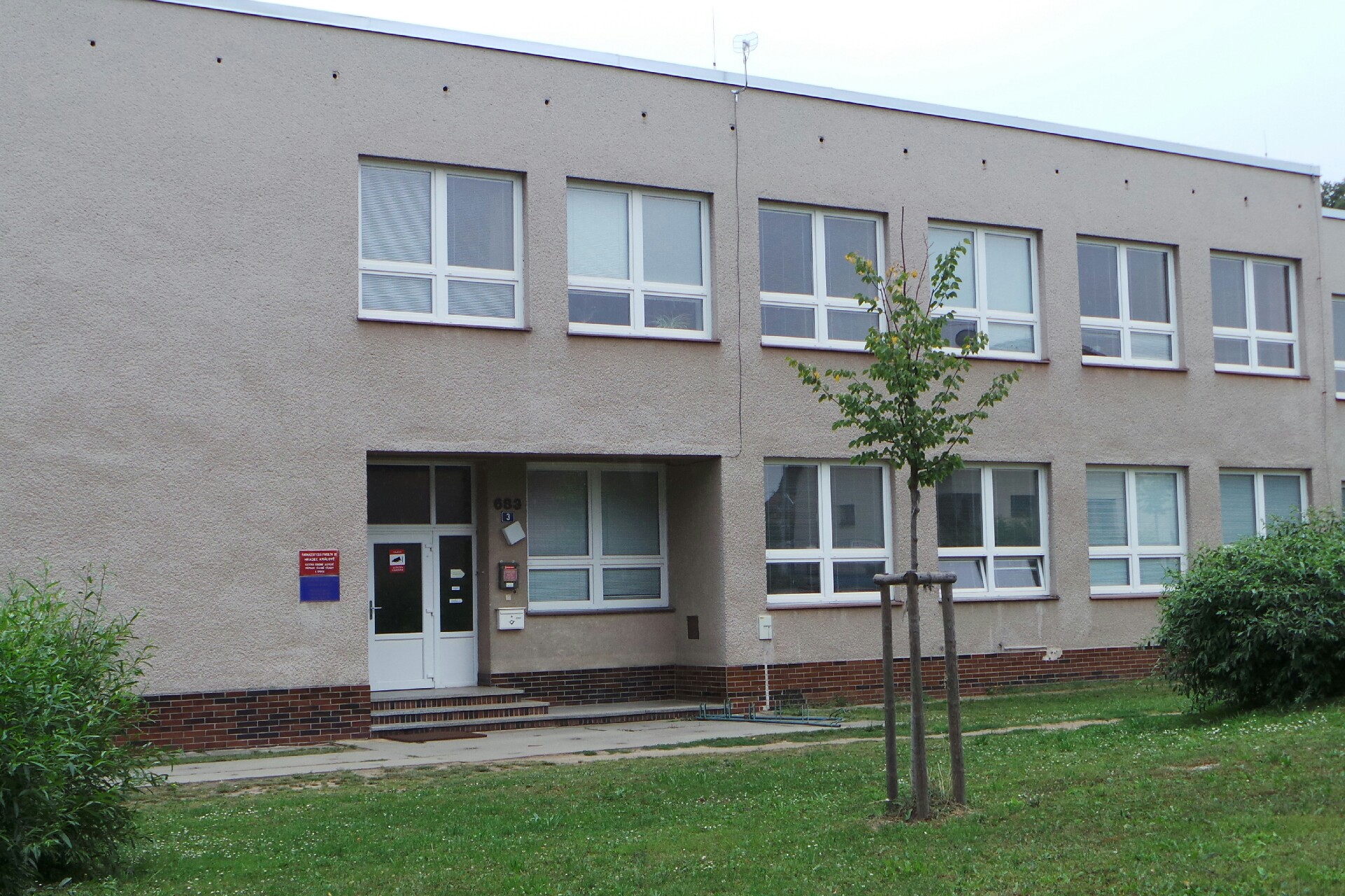 Katedra tělesné výchovy FAF & LFHK - Univerzita Karlova