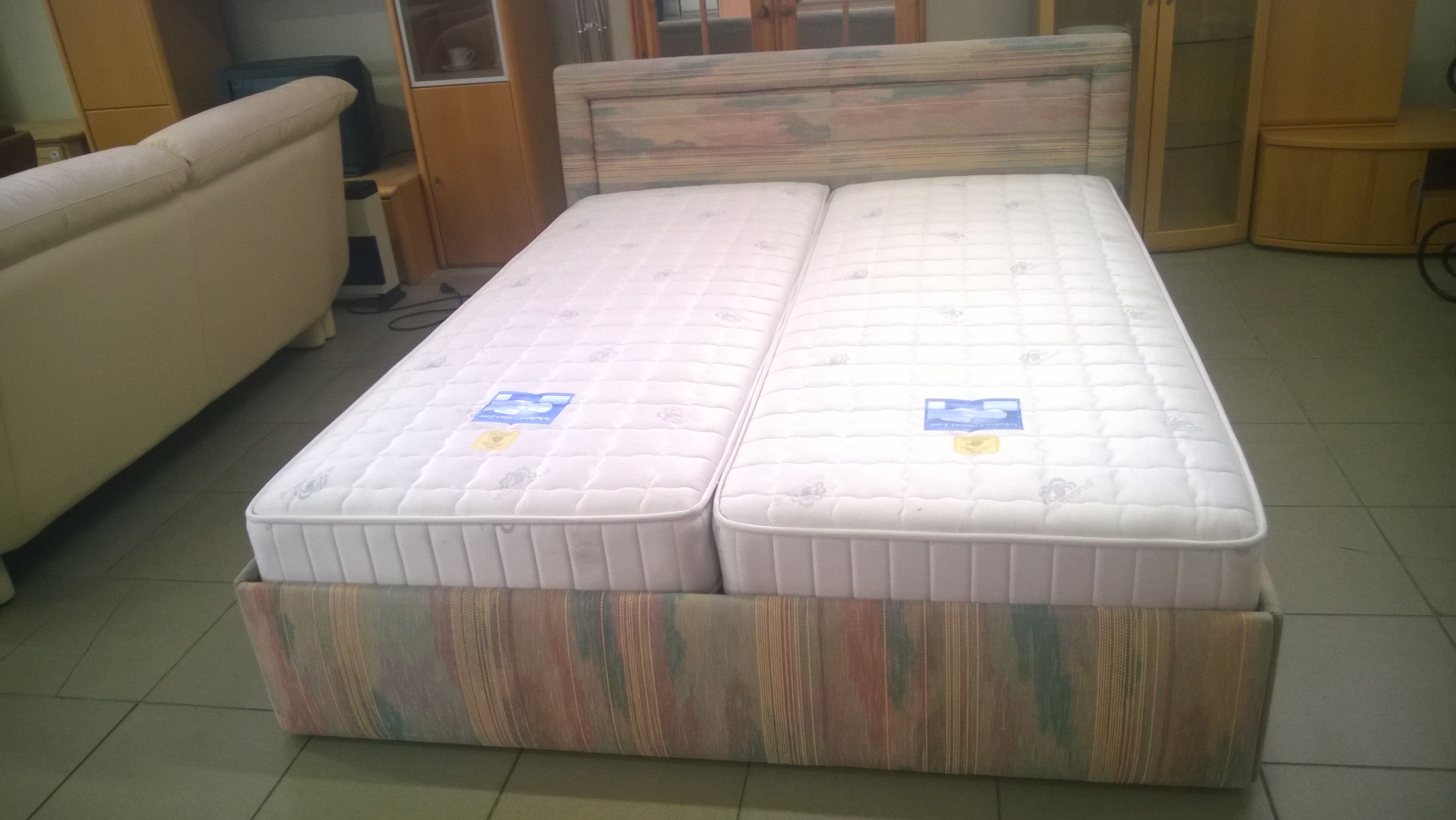 Levný nábytek z dovozu - Petr Hladík foto 6