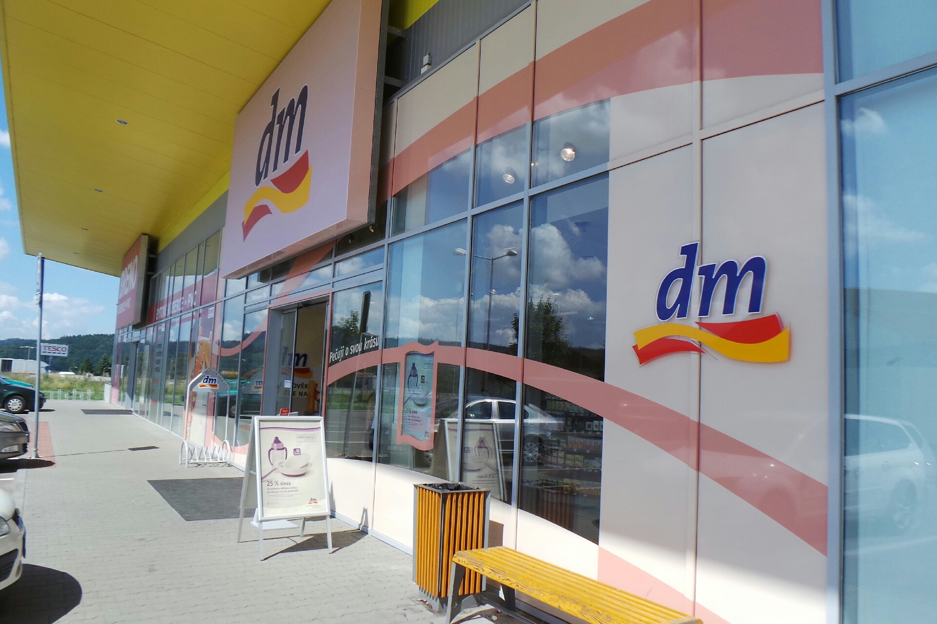 dm drogerie markt s.r.o.