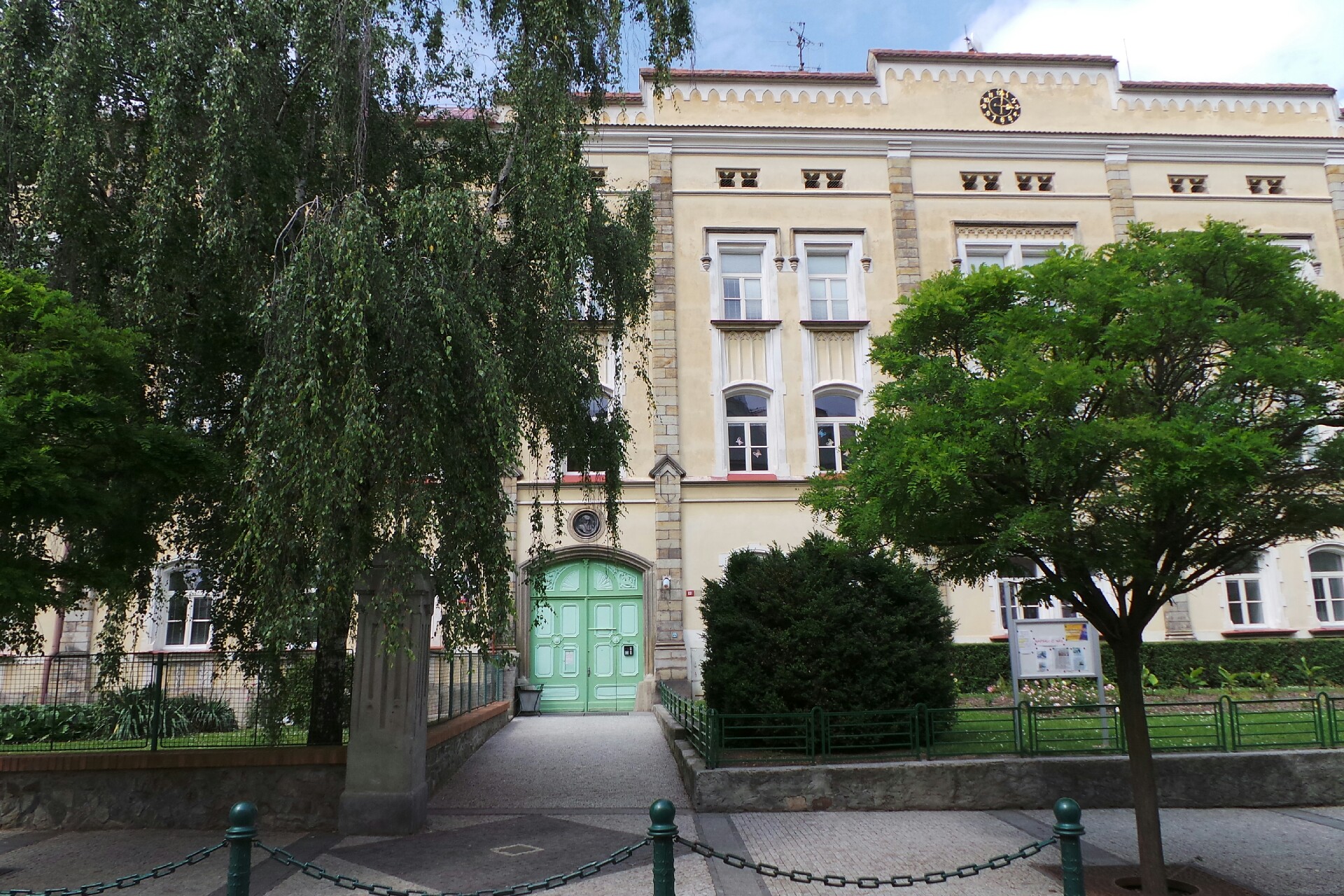 ZŠ J. A. Komenského, Louny foto 1