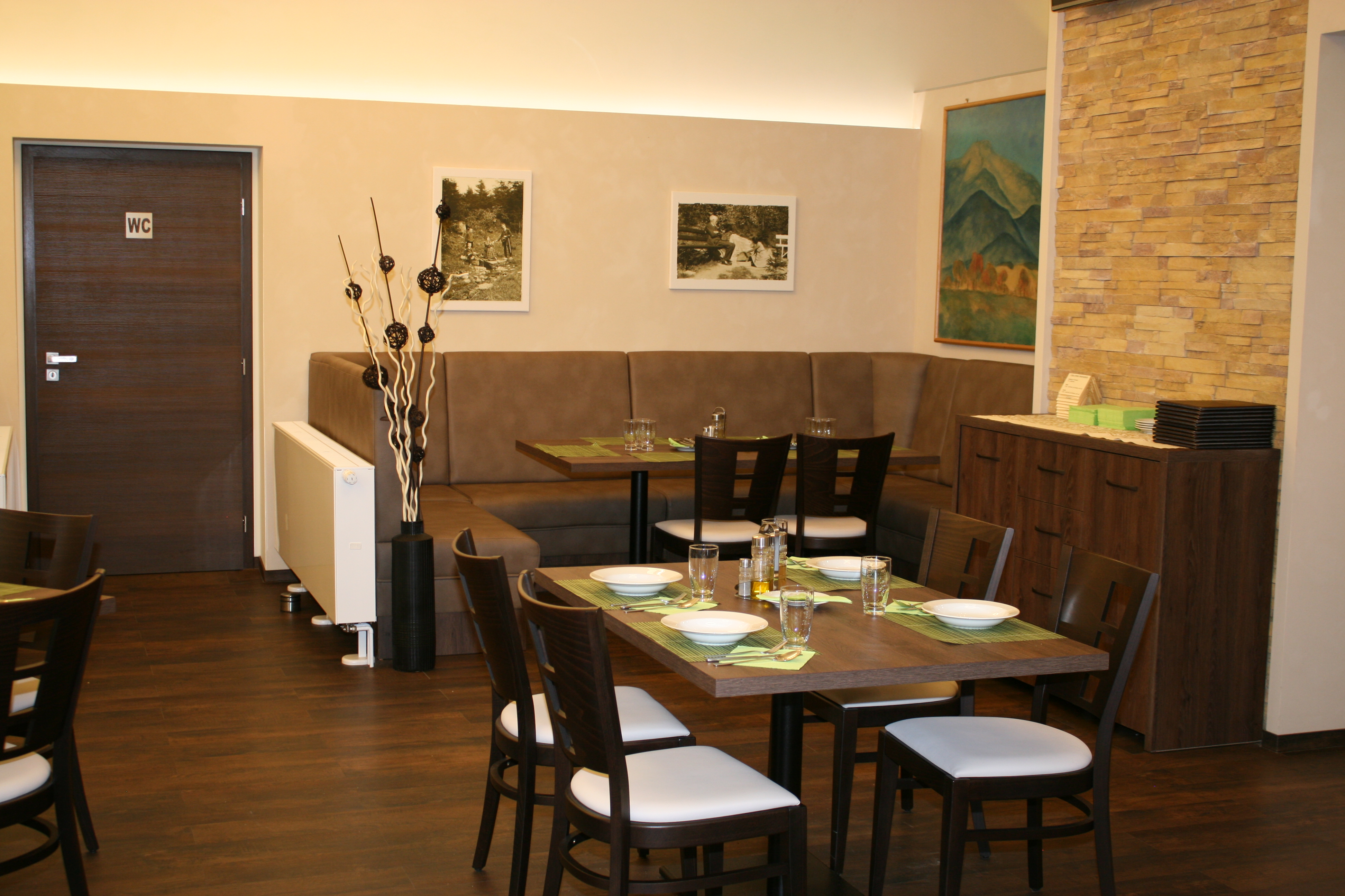 Restaurace U Sestřiček foto 3