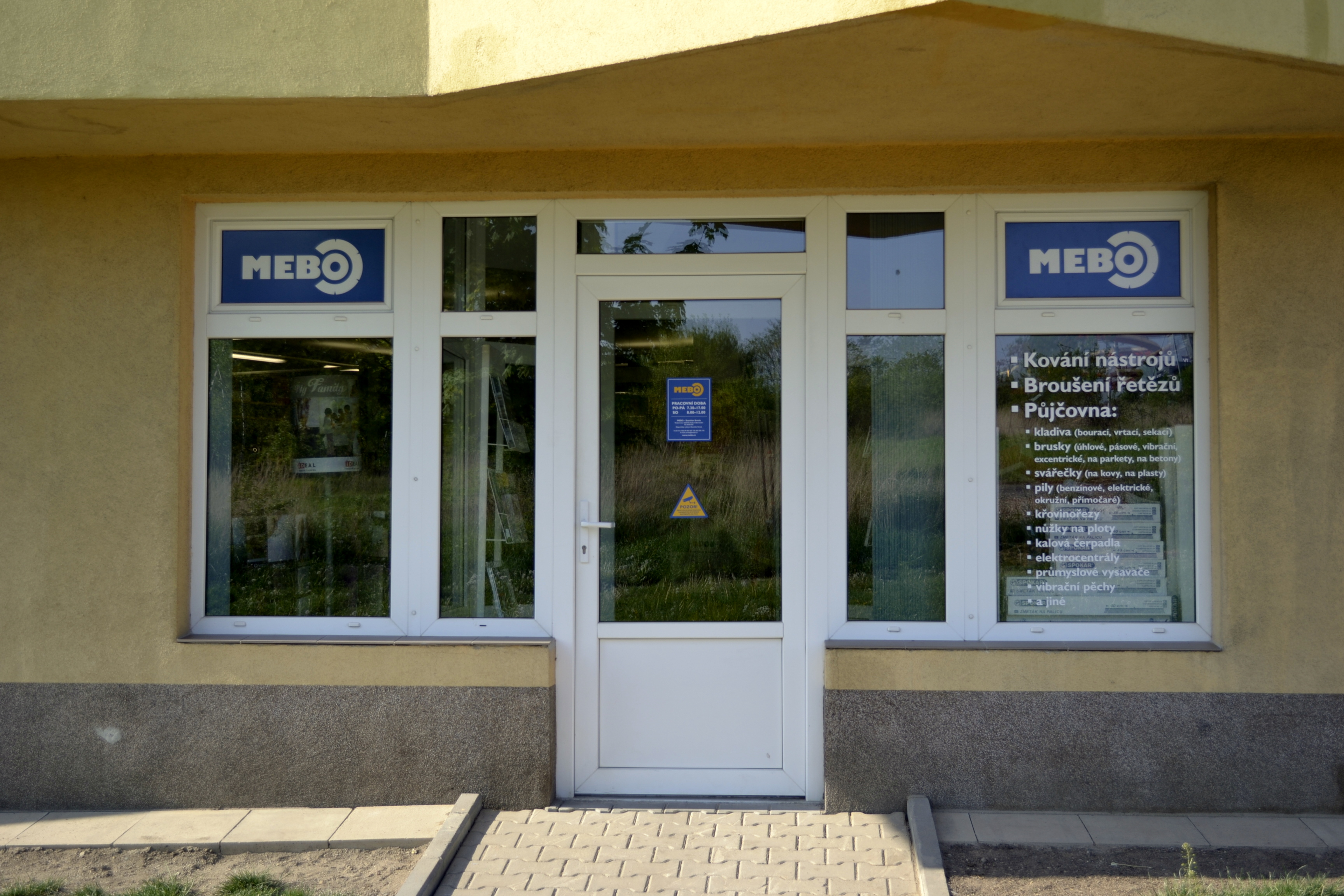 MEBO - prodej a půčovna nářadí foto 2