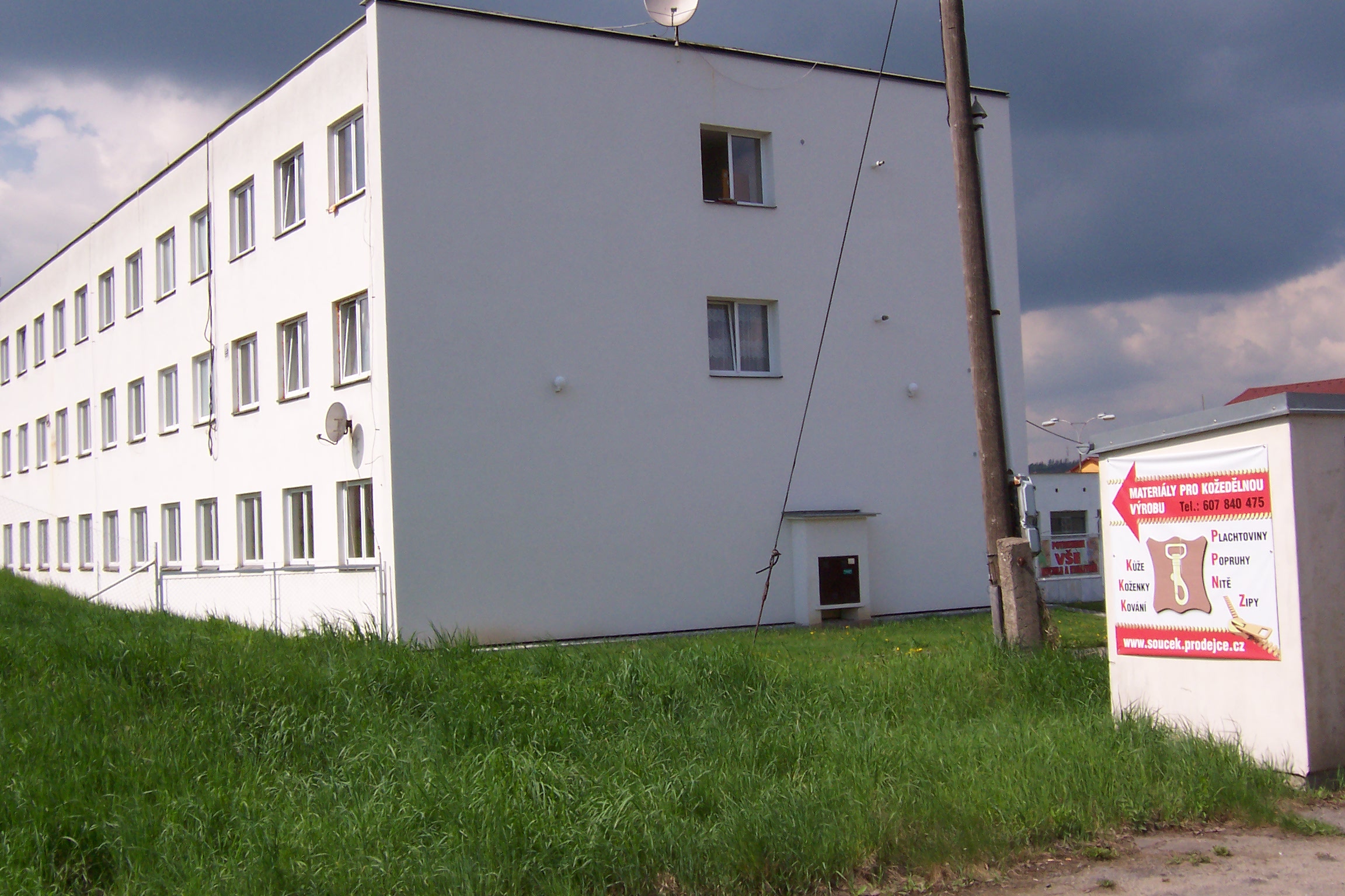 Ing. Milan Souček - Materiály pro kožedělnou výrobu