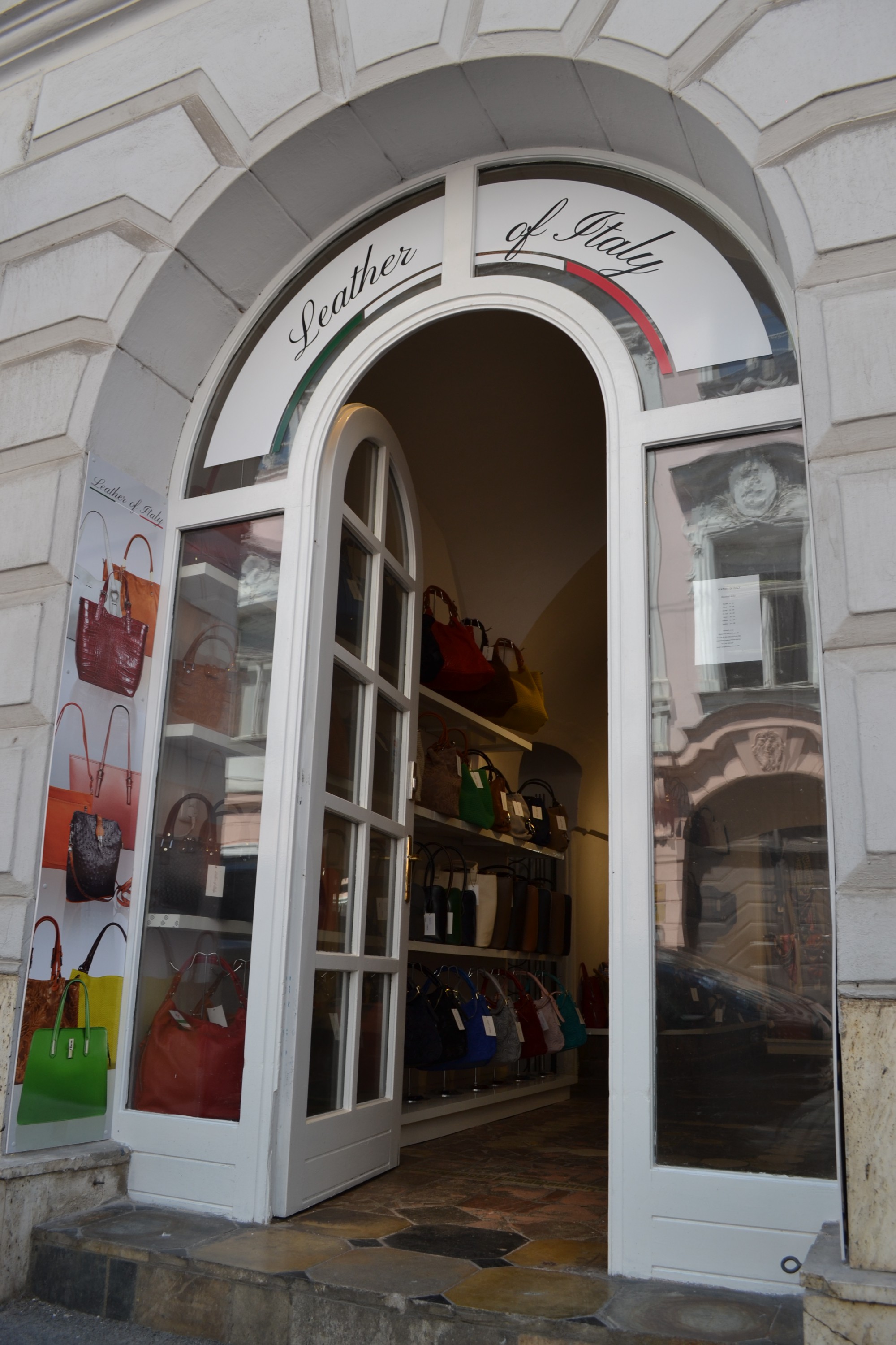 Novakabelka.cz – Italské kožené kabelky foto 2