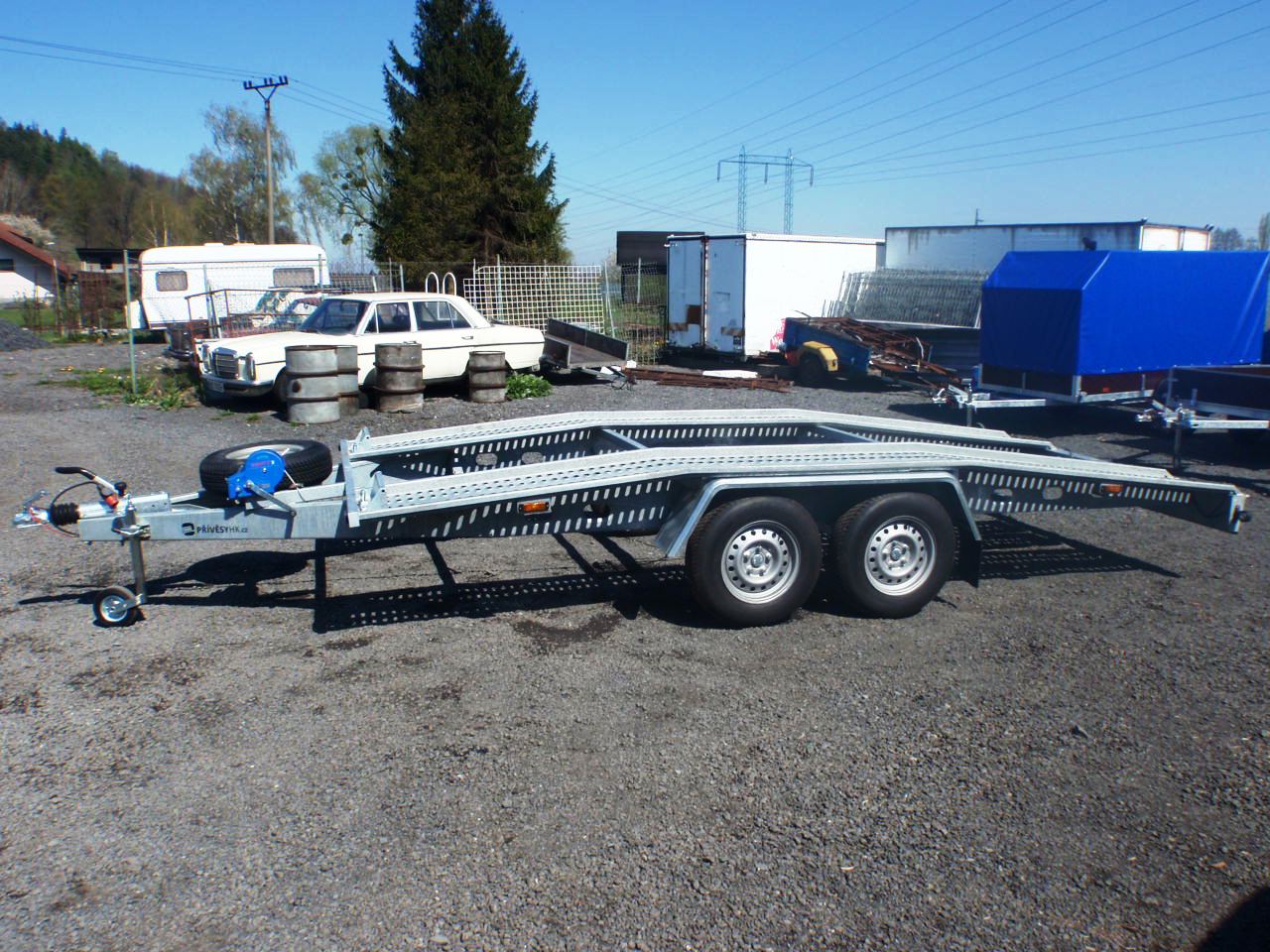 Půjčovna přívěsných vozíků - FM foto 3