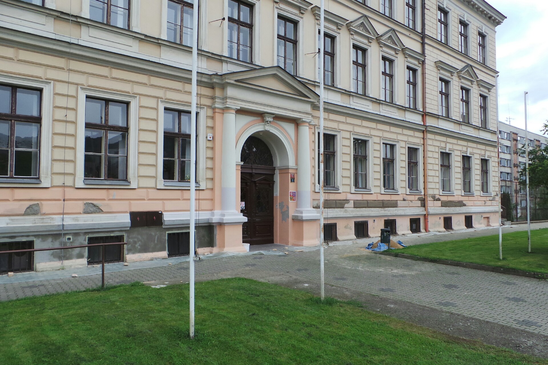 Střední škola obchodu, řemesel, služeb a Základní škola, Ústí nad Labem