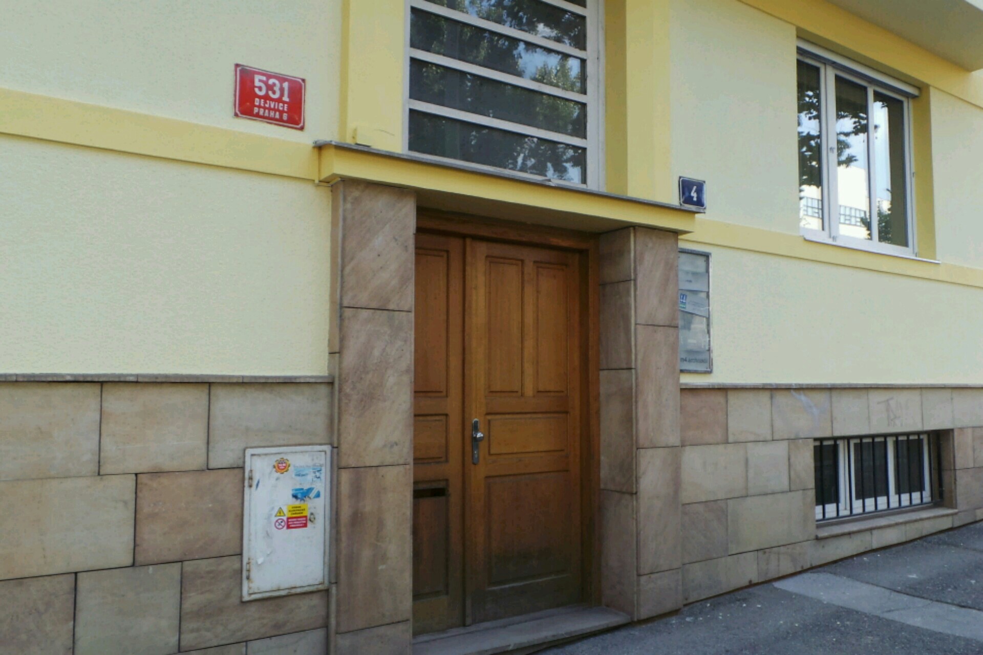 m4 architekti, s.r.o.