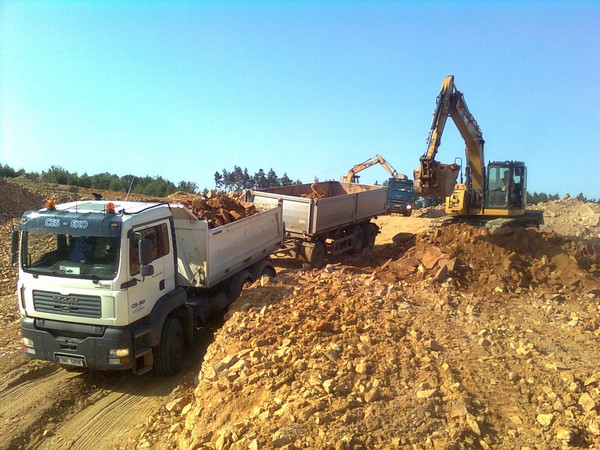 CES-EKO s.r.o. - zemní práce foto 4