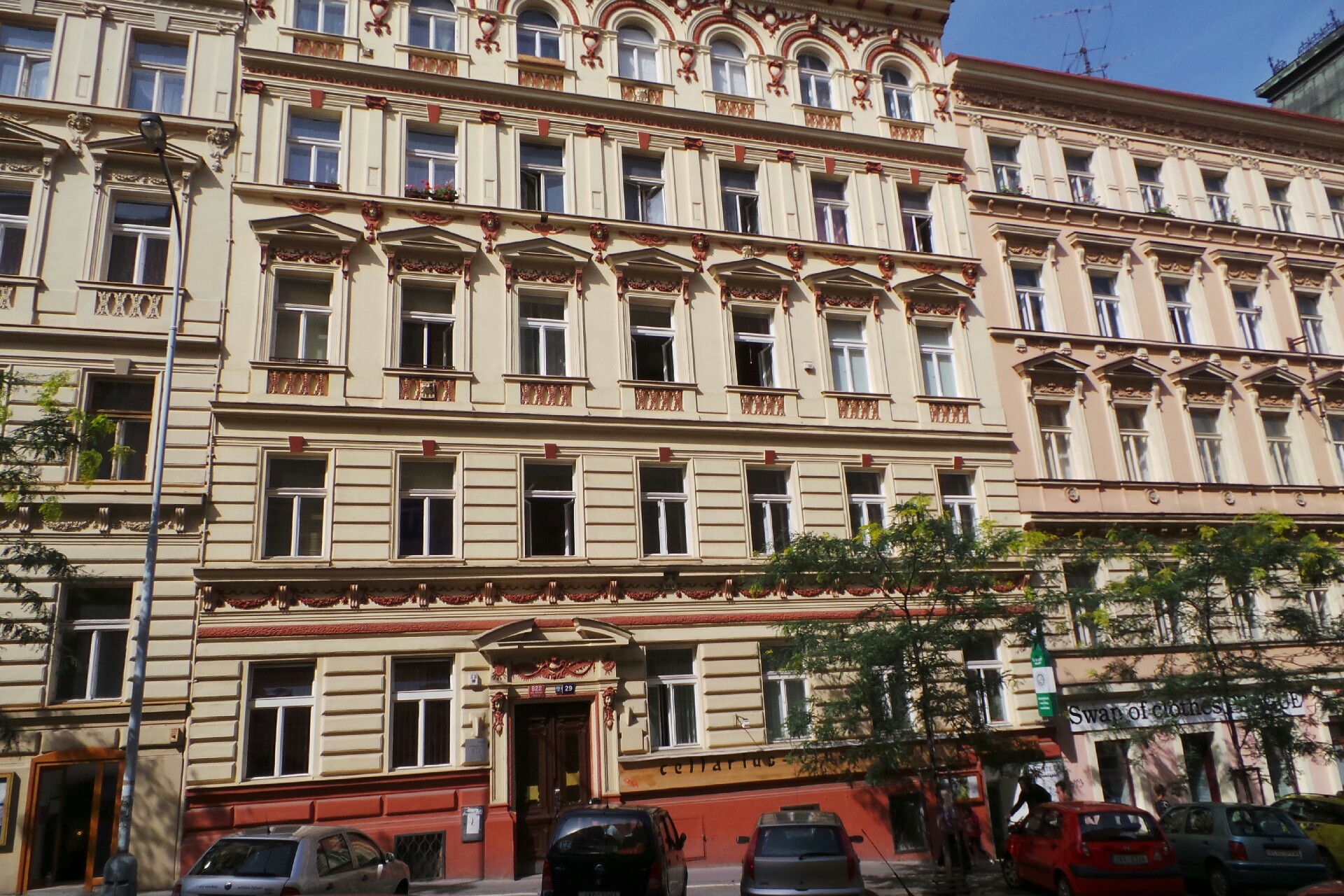 Daňový poradce ev. č. 1242 Ing. Anna Menhartová foto 1