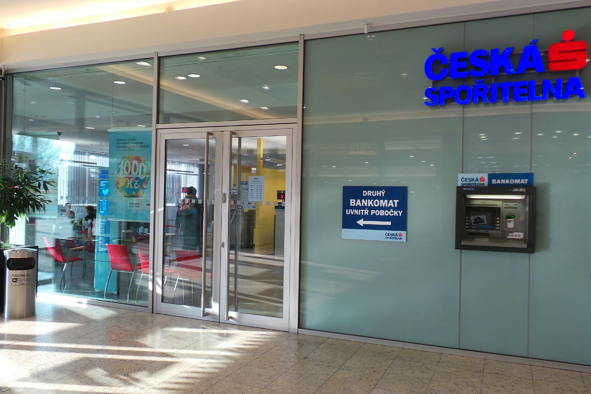 Česká spořitelna, a.s. foto 2