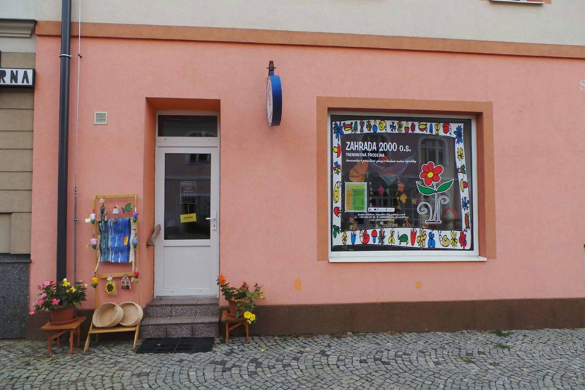 ZAHRADA 2000