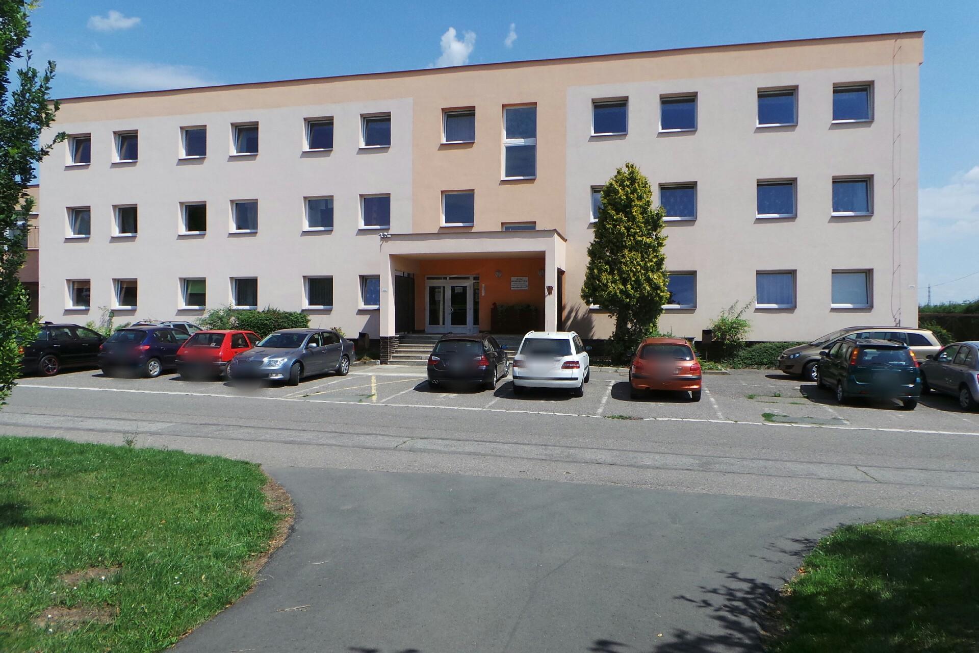 Dětský diagnostický ústav, středisko výchovné péče, základní škola a školní jídelna, Hradec Králové, Říčařova 277