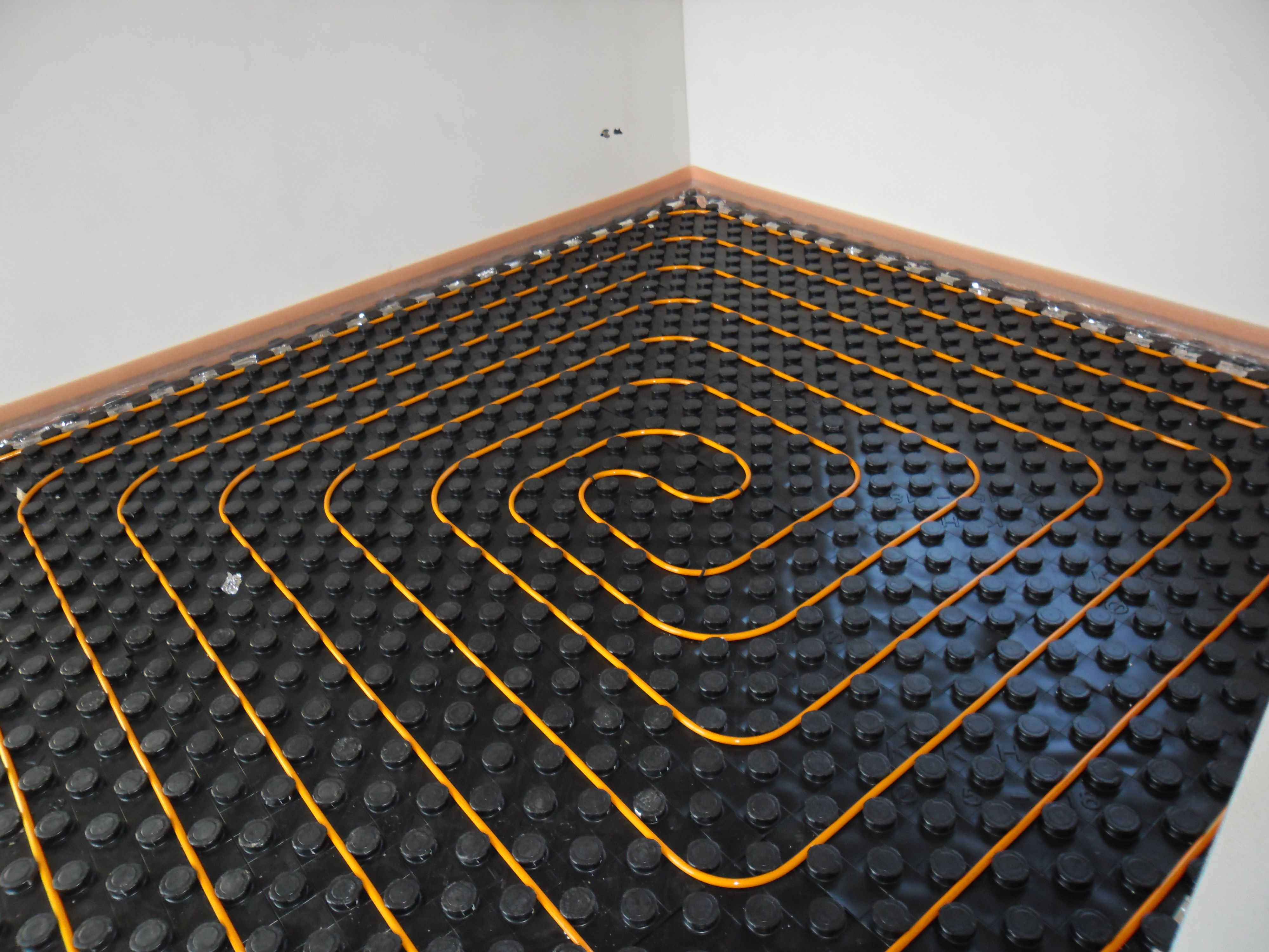 Pavel Křenek - Vodoinstalatérství, Topenářství foto 1