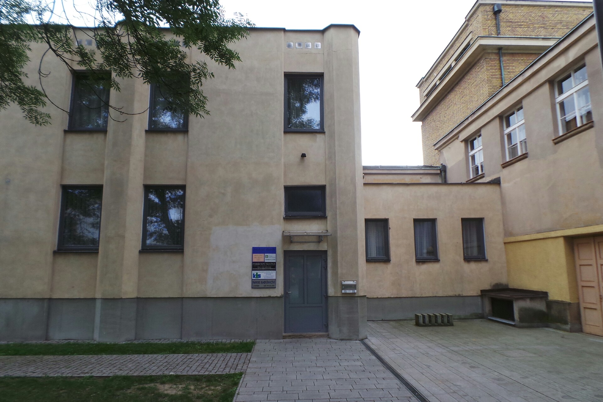 Pichova pohřební služba