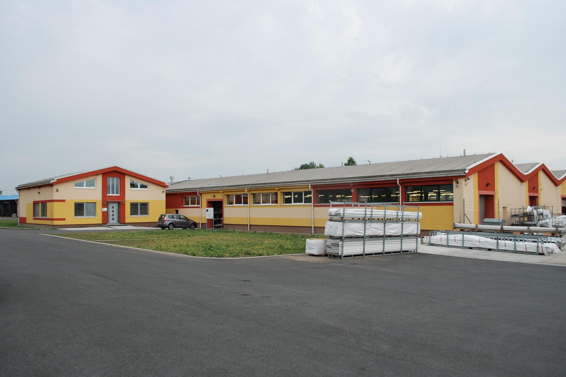 A + BX  OKNA, s.r.o.