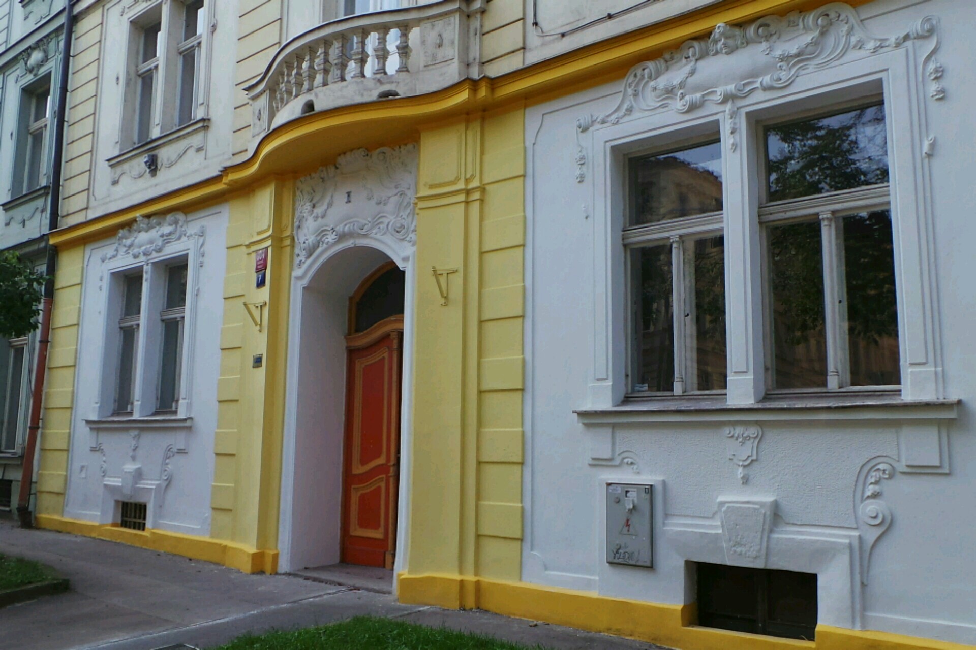 OSTINVESTA PRAHA, spol. s r.o.