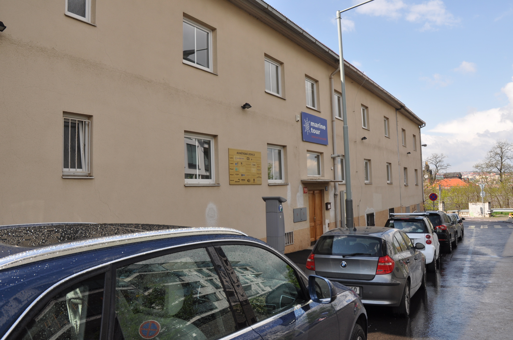 HOUSEin - realitní kancelář foto 6