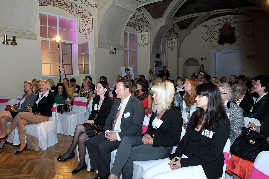 COSMOPOLITAN EXECUTIVE HELAS LADIES CLUB foto 3