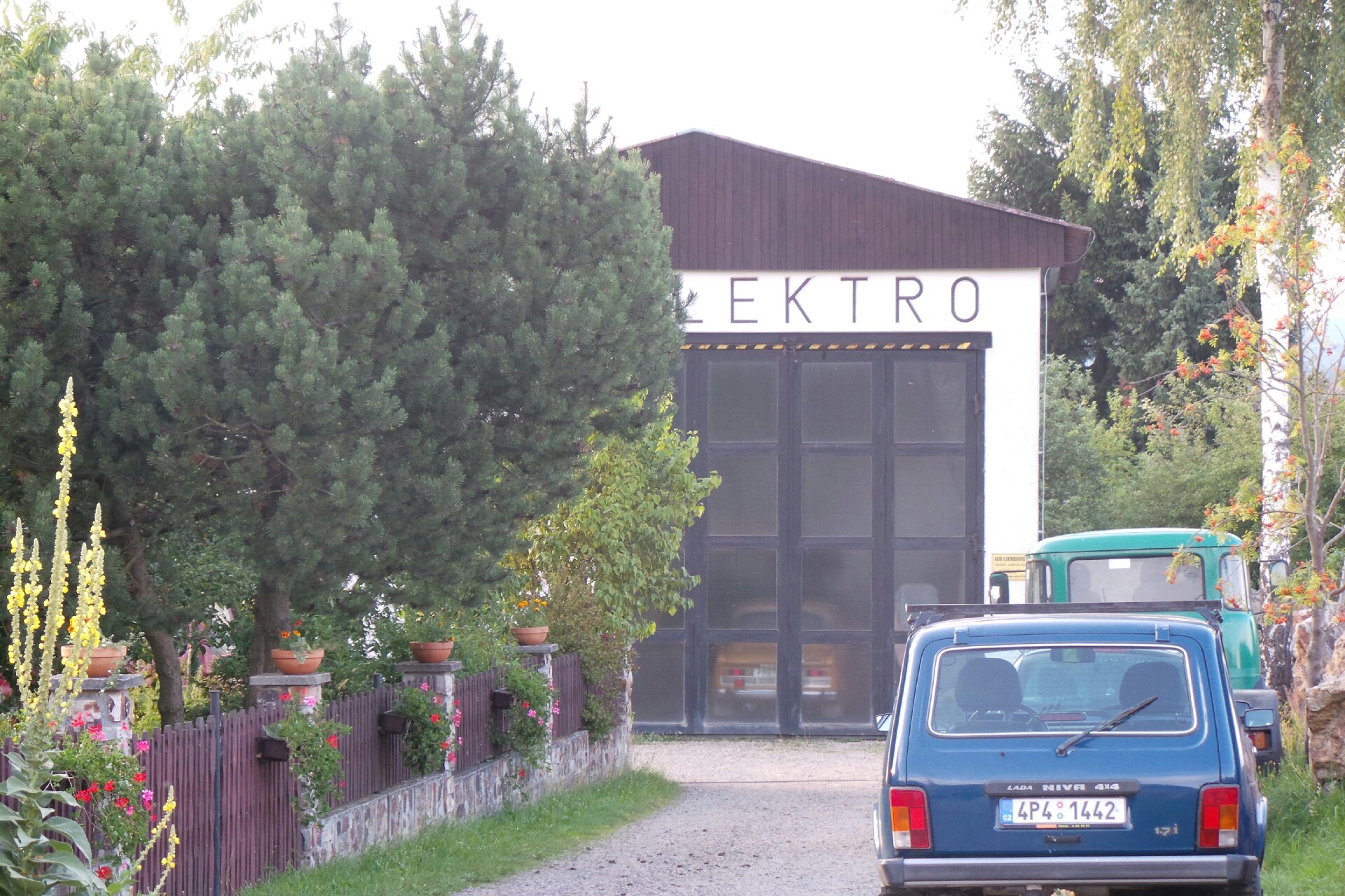 Jaroslav Vašák - Opravy elektrozařízení foto 2