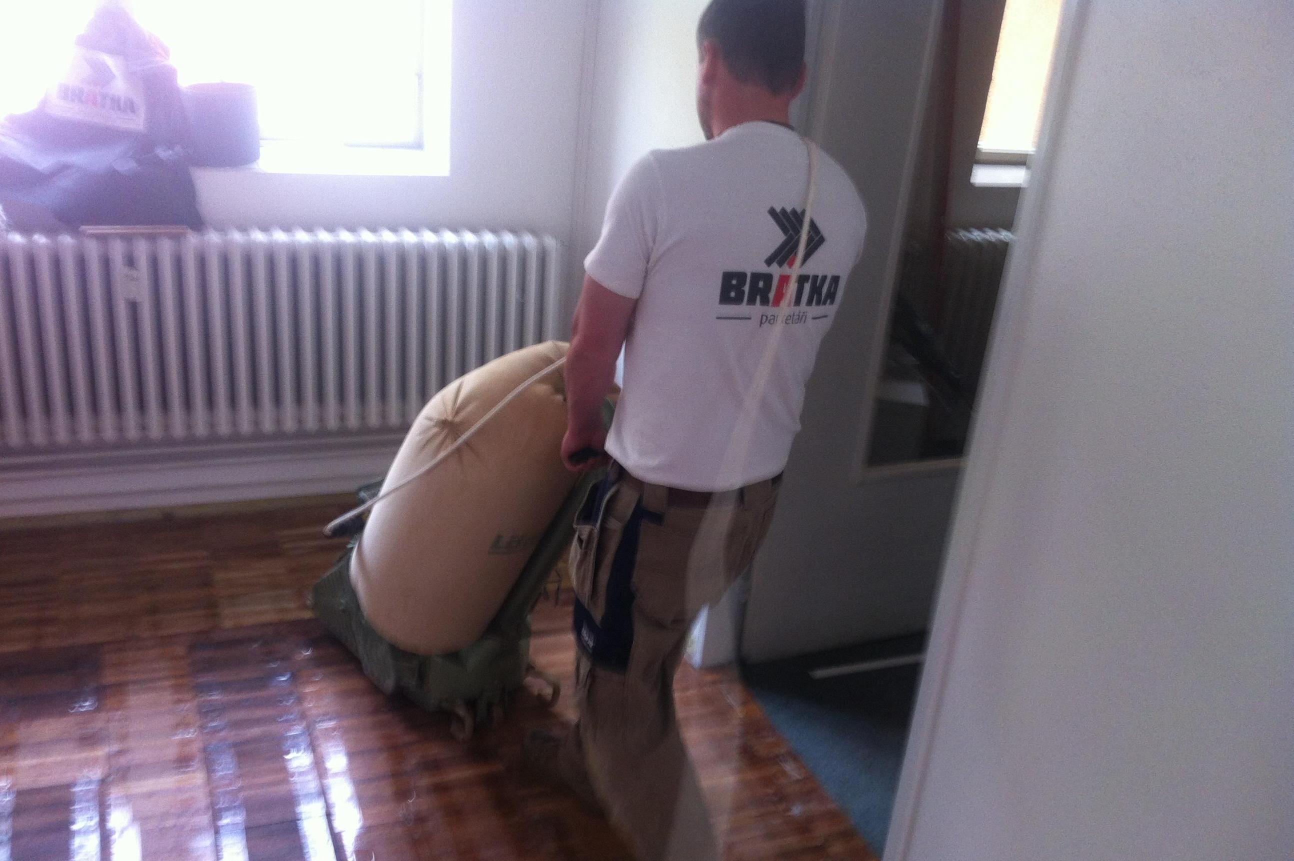 Brátka - parketáři