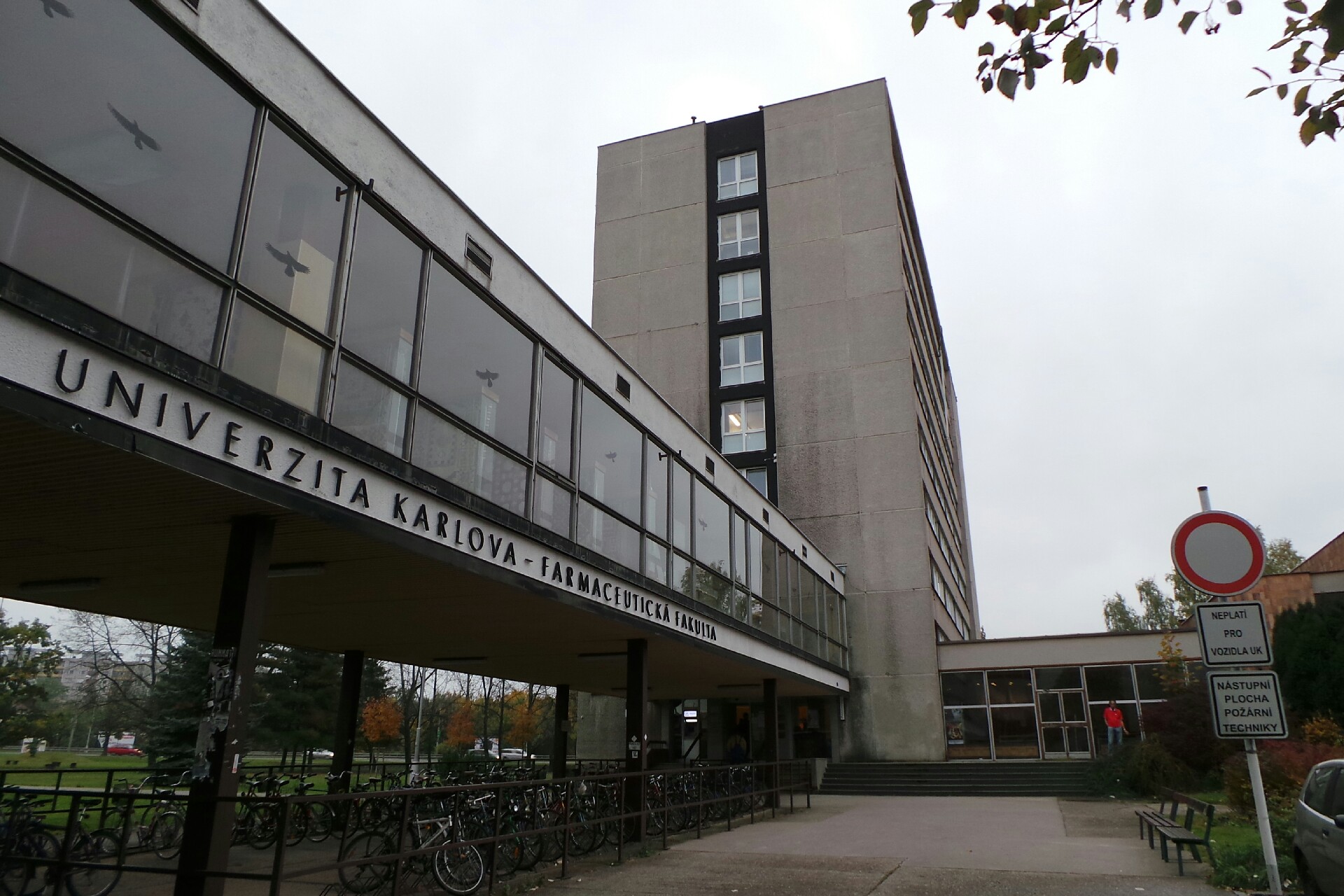 Katedra biochemických věd Farmaceutické fakulty - Univerzita Karlova