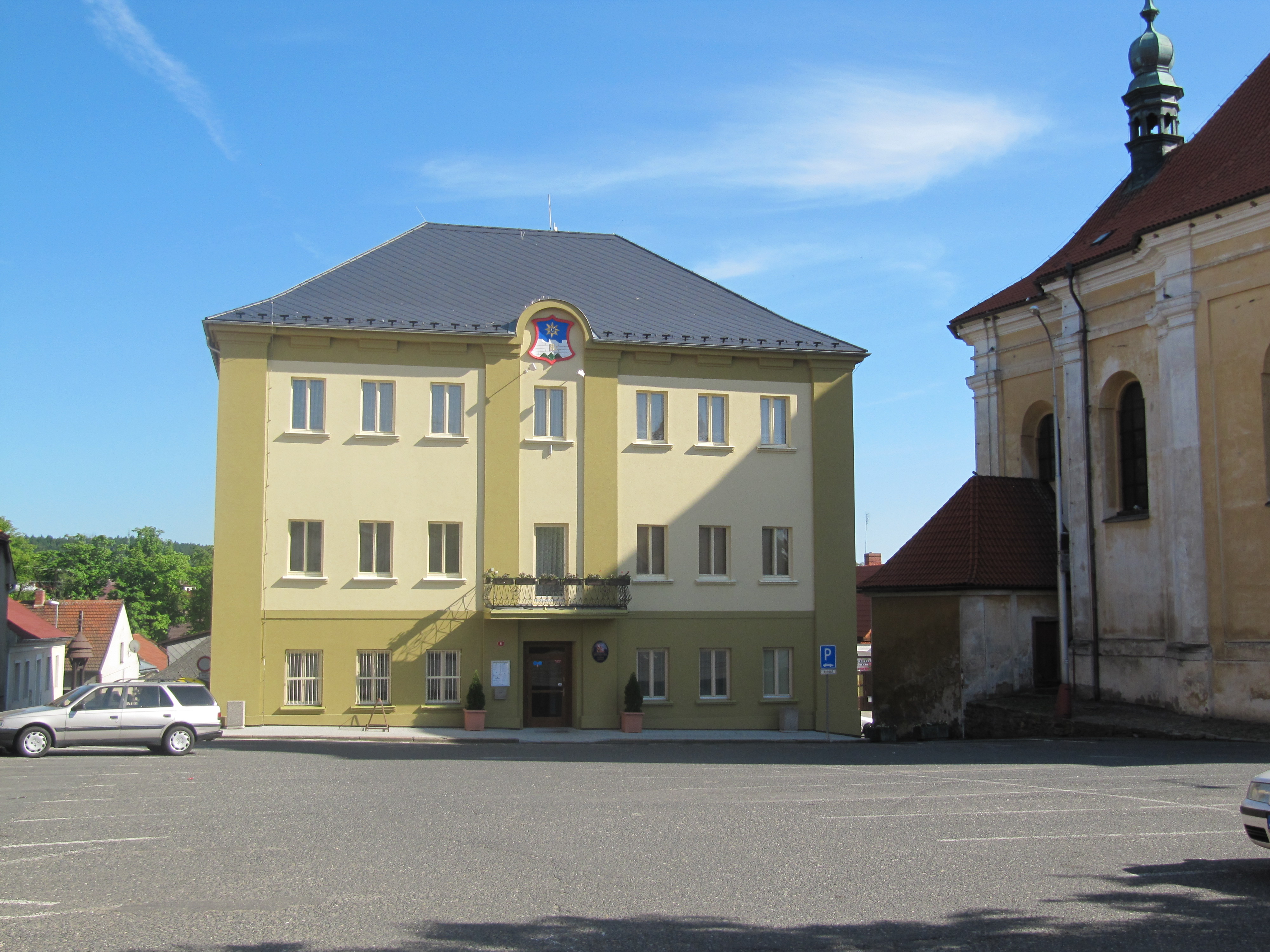 Uhlířské Janovice - městský úřad