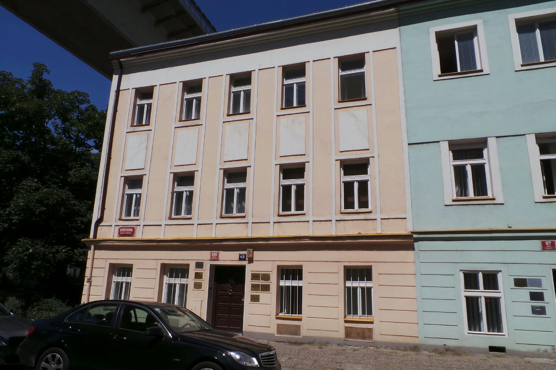 EDU 2000 s.r.o. foto 2