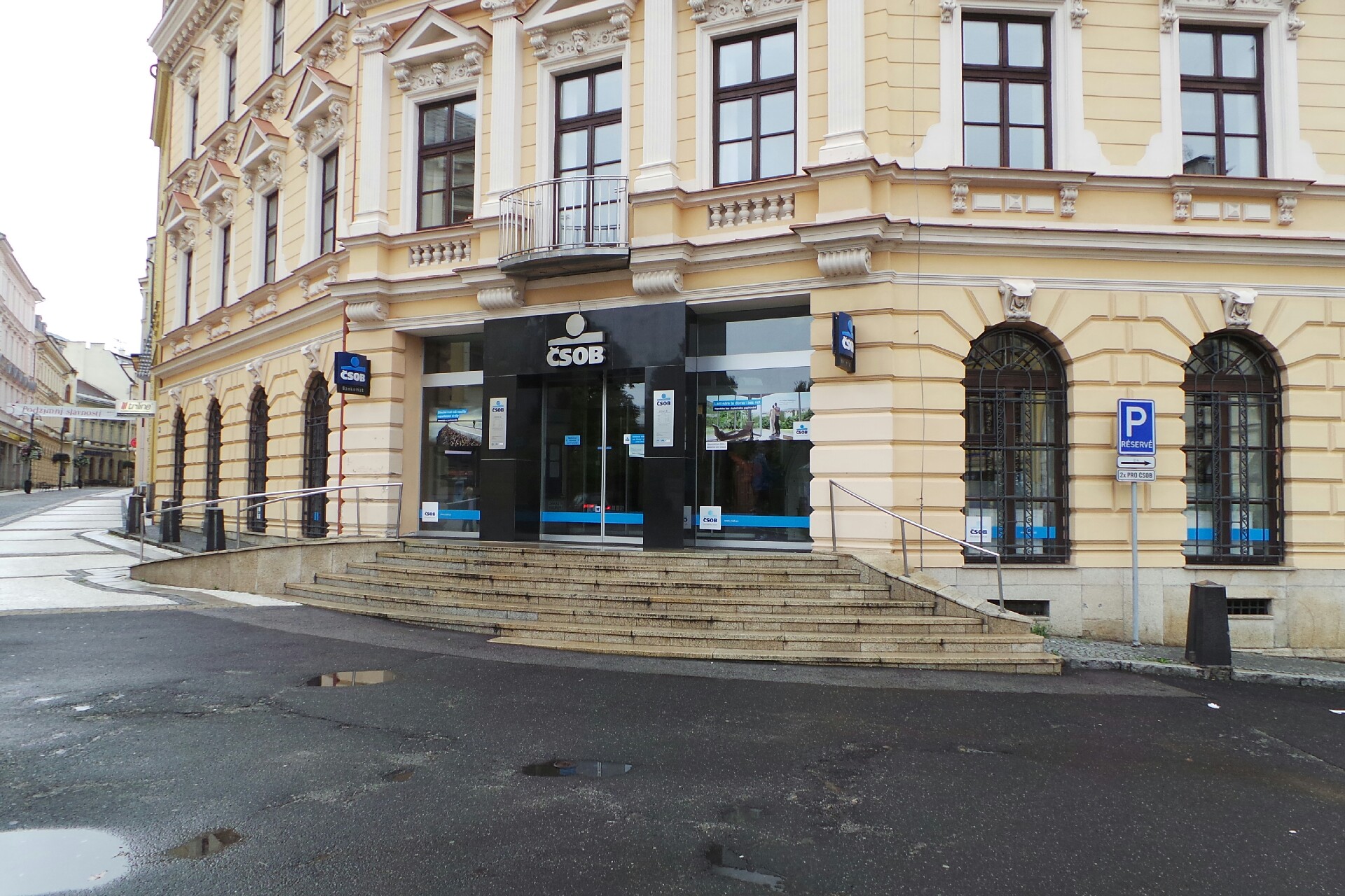 ČSOB - Československá obchodní banka