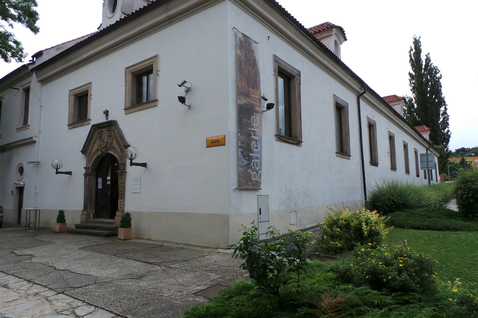 Knihovna Galerie moderního umění Roudnice nad Labem foto 1