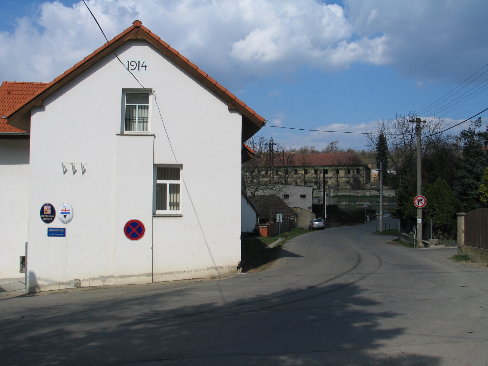 Statenice - obecní úřad foto 2