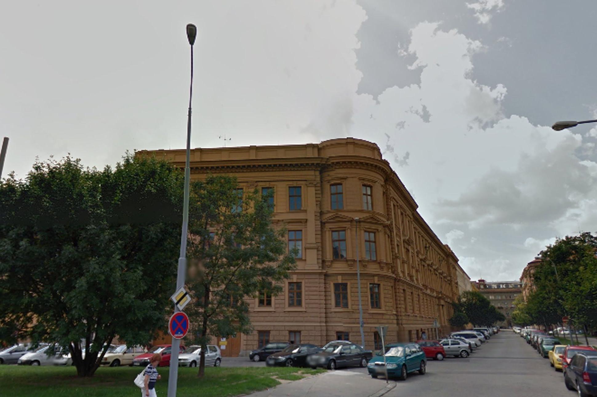 Orange Academy s.r.o. - jazyková škola foto 1