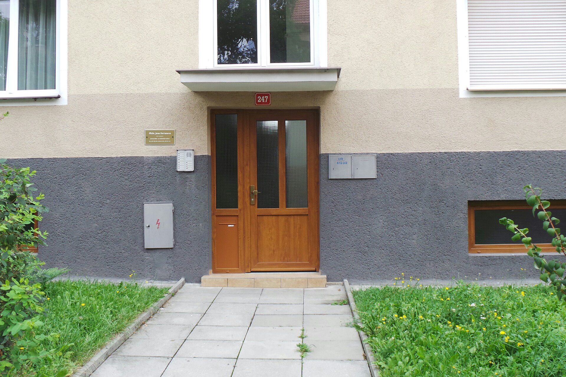 PhDr. Jana Burianová, PhDr.