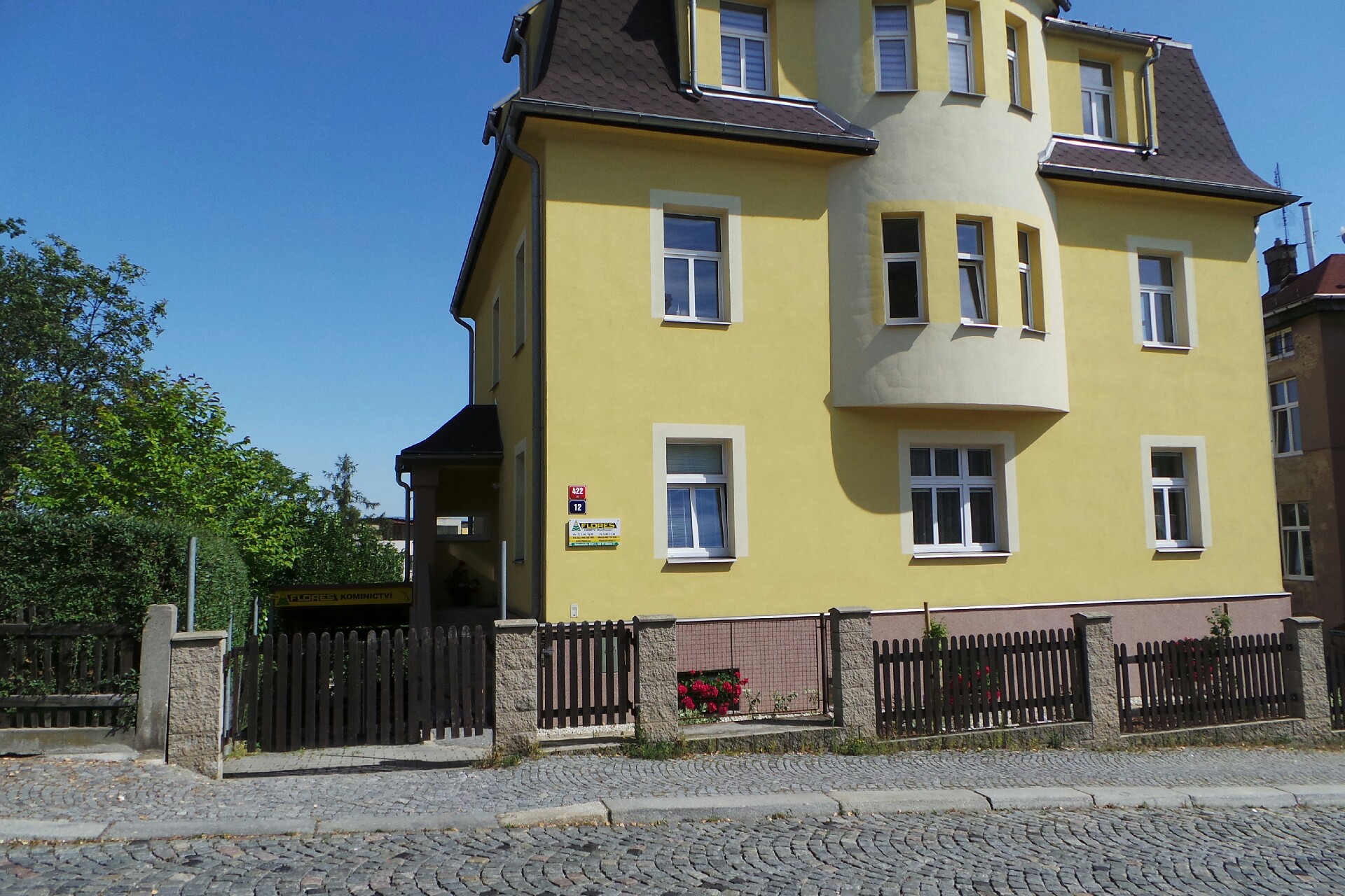 FLORES – kominictví, Miloň Podobský