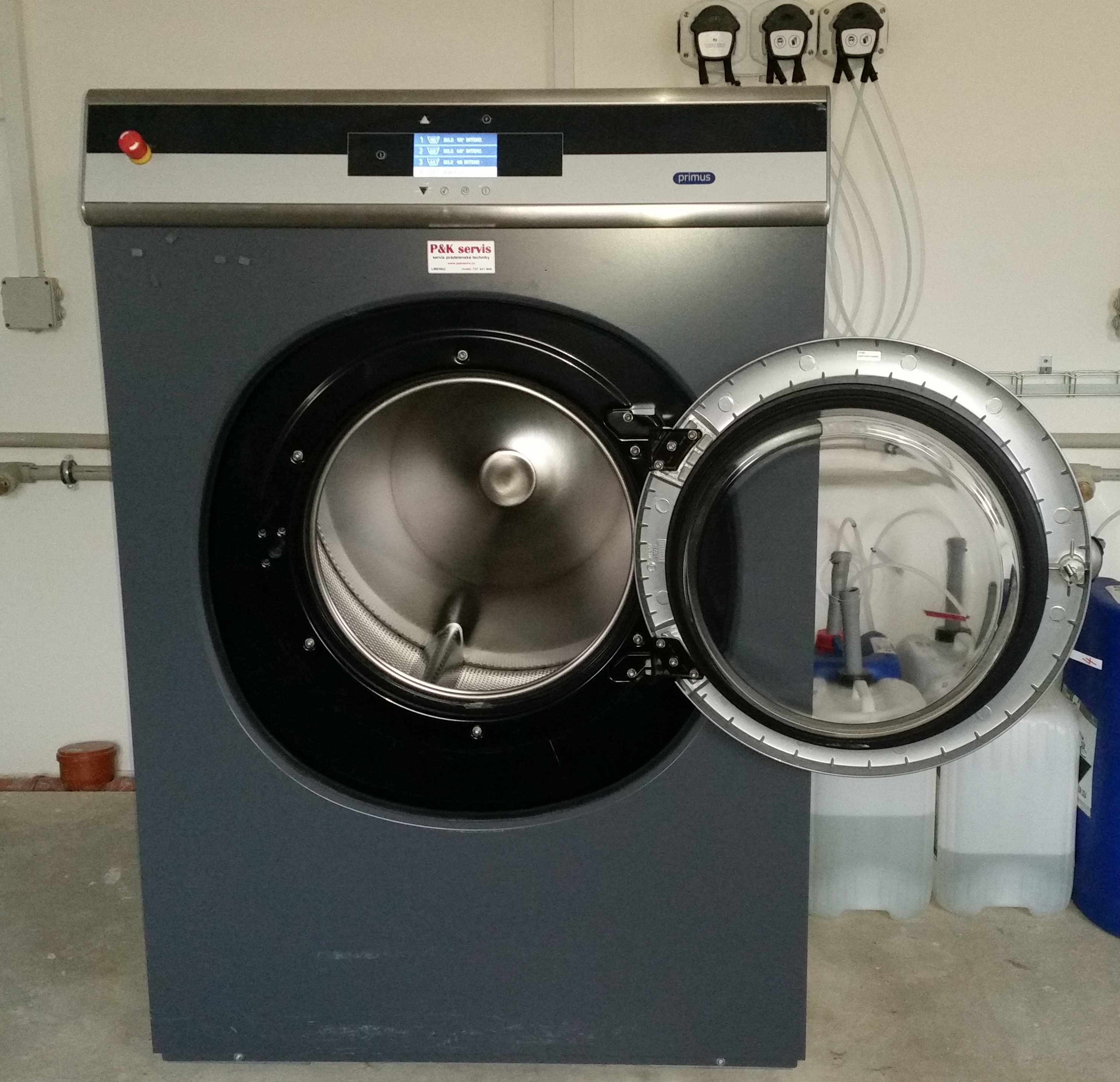 Pertec s.r.o. – Prací síla pro instituce i domácnosti foto 2