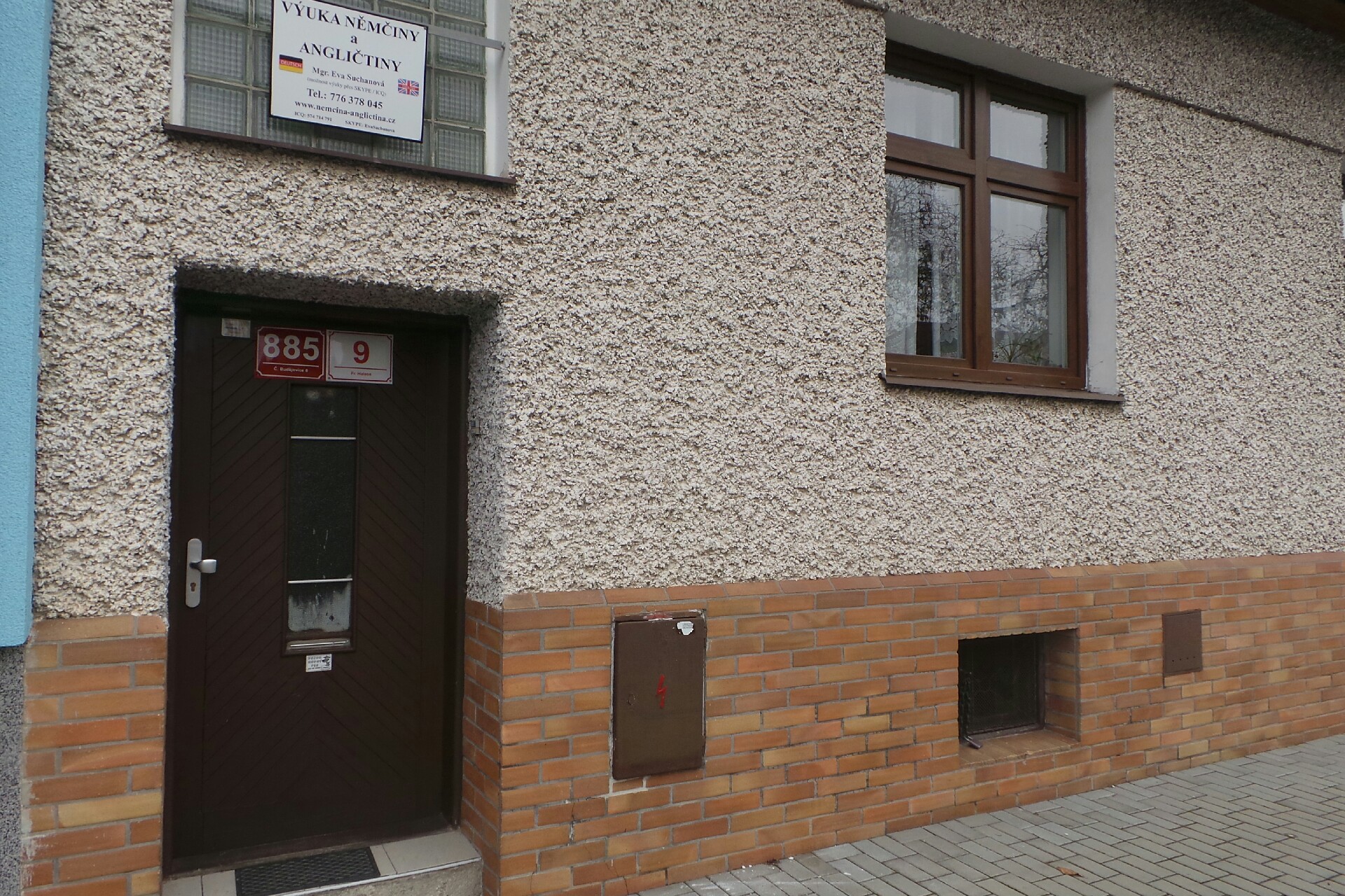 Výuka němčiny a angličtiny U Velkého jezu